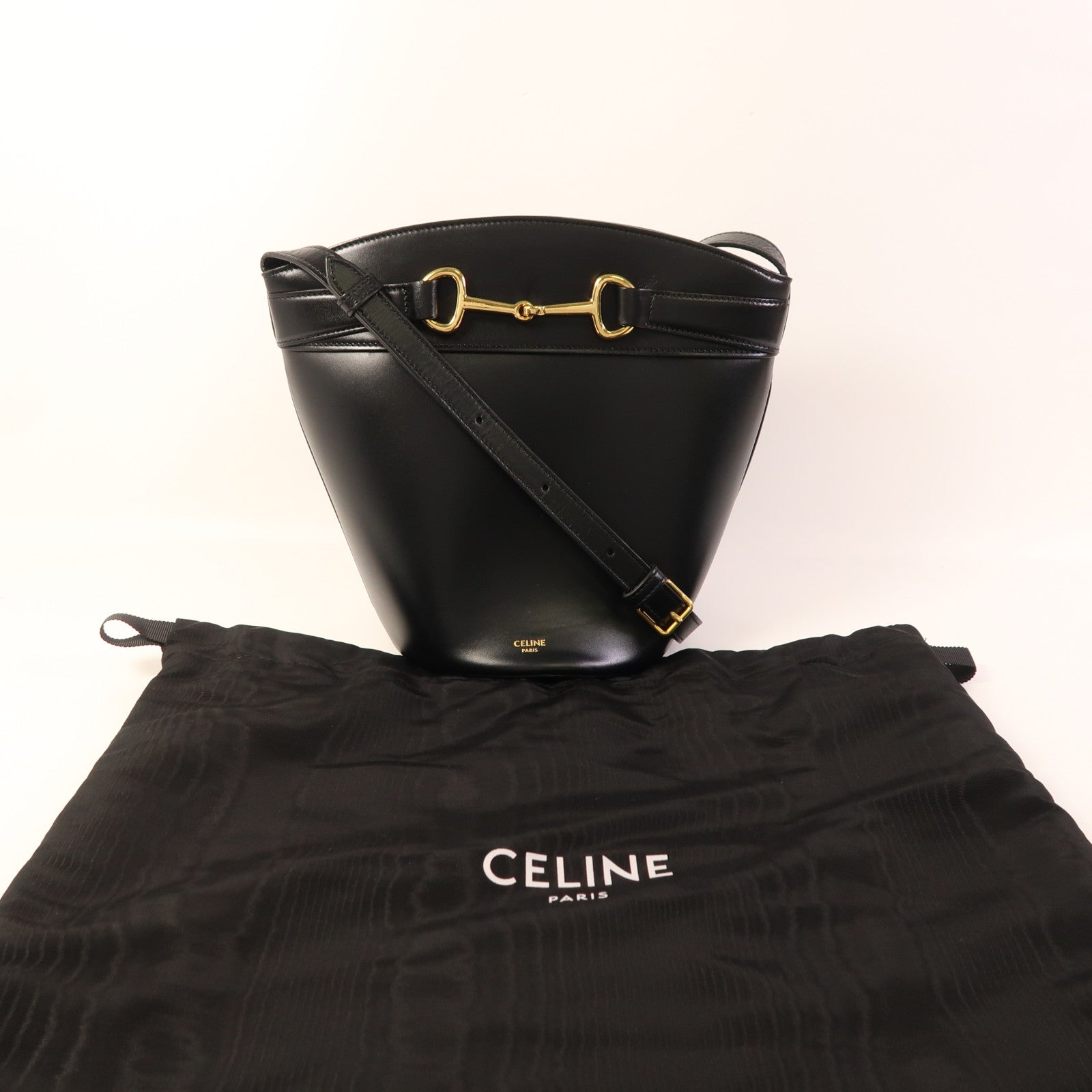 CELINE 牛皮皮革Bucket Bag金扣肩背袋