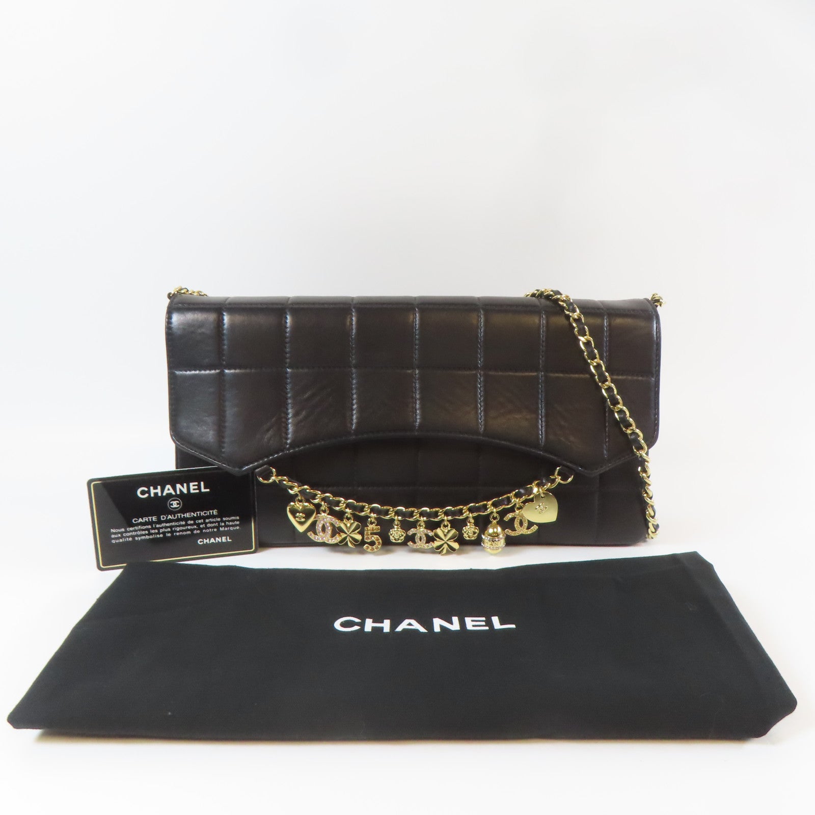 CHANEL 【激減優惠】牛皮皮革Chain Shoulder金扣肩背袋黑色