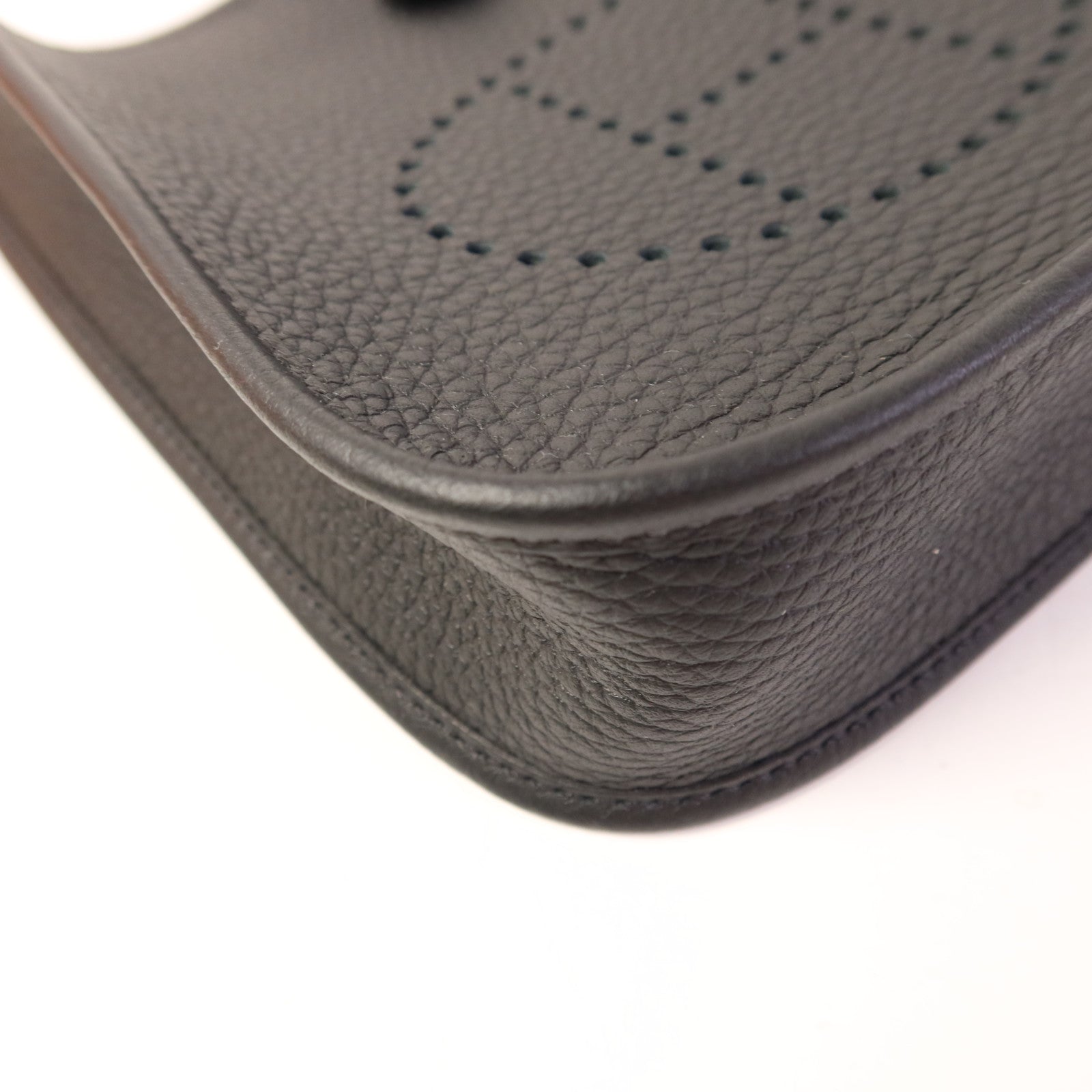 HERMES Clemence皮革Evelyne TPM金扣肩背袋Noir