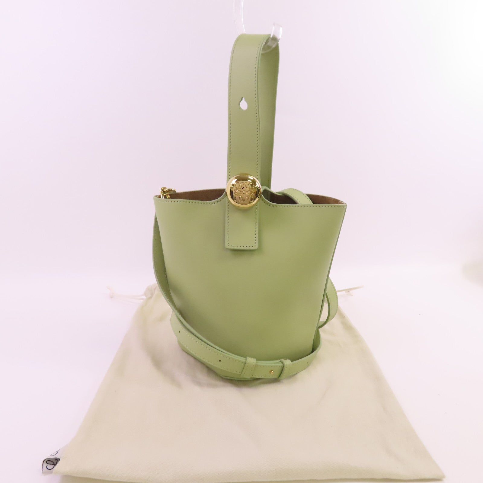 LOEWE 牛皮皮革Pebble Bucket Mini金扣手挽肩背兩用袋