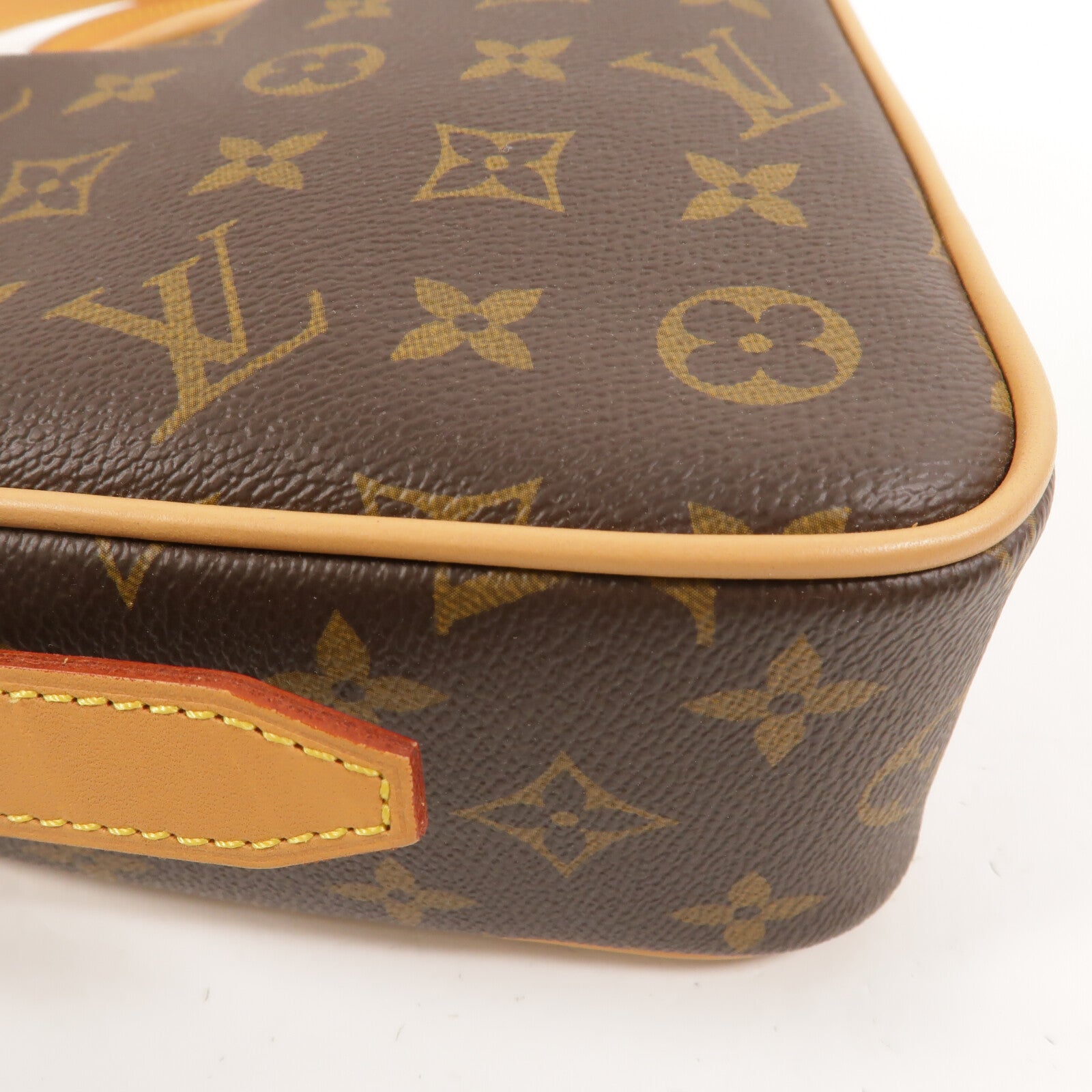 LOUIS VUITTON Monogram Game On Coeur金扣肩背袋棕色