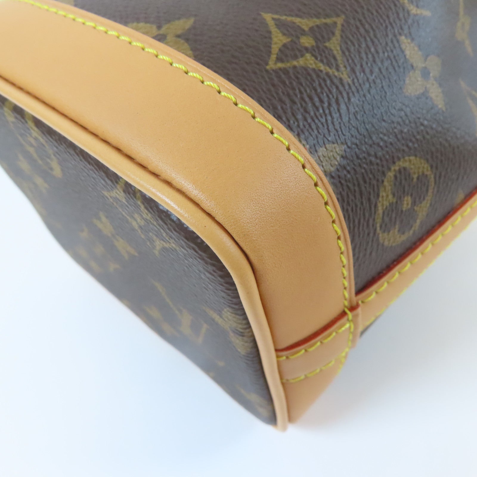 LOUIS VUITTON Monogram Noe Nano金扣手挽肩背兩用袋啡色