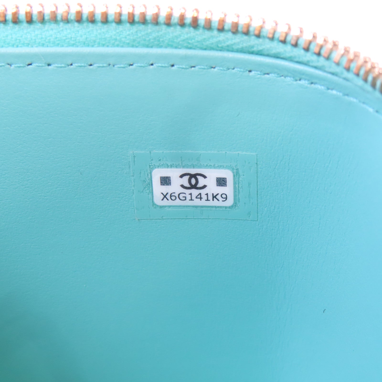 CHANEL 菱格羊皮皮革Vanity Case金扣鏈帶肩背袋綠松石色