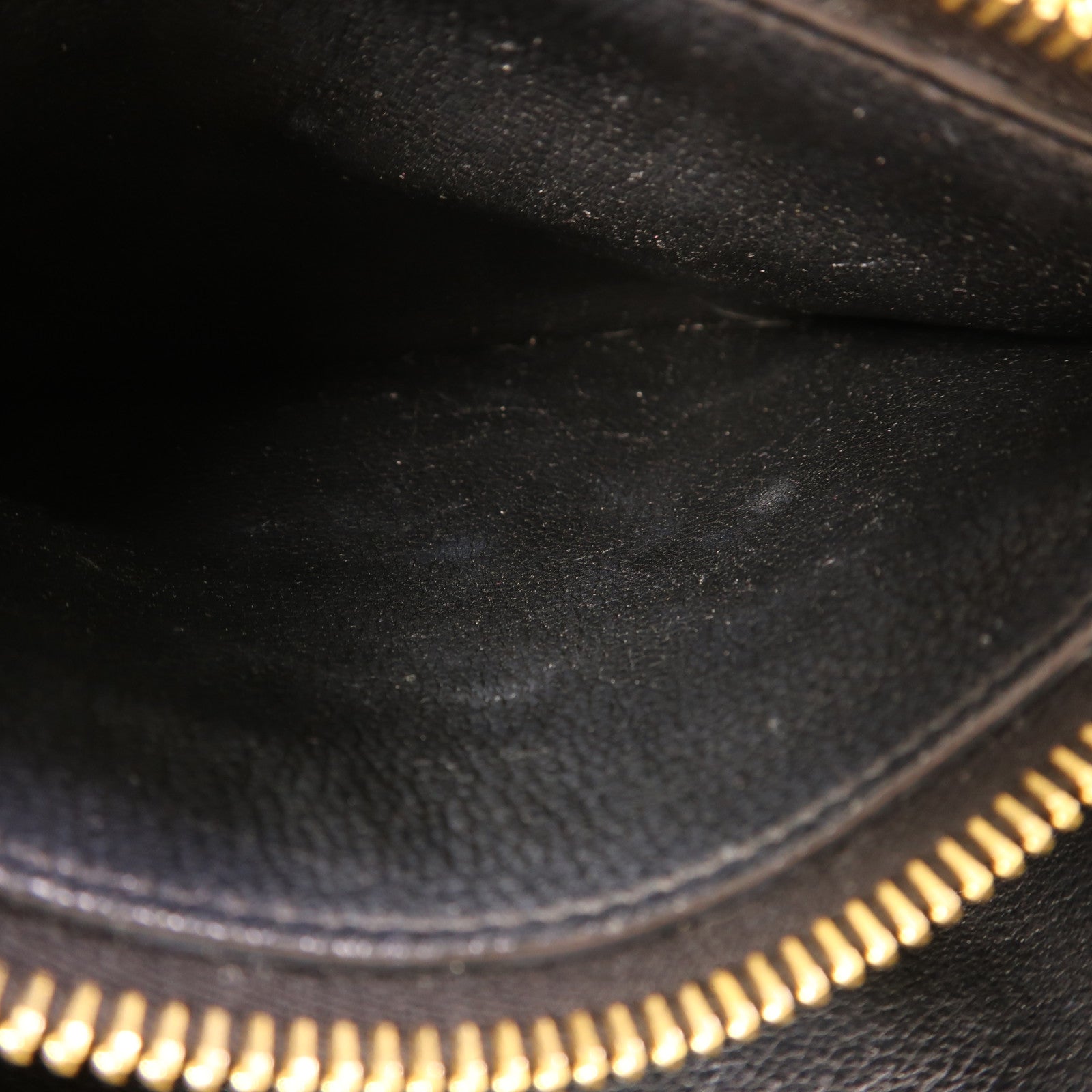 PRADA 牛皮皮革Shoulder Bag金扣肩背袋