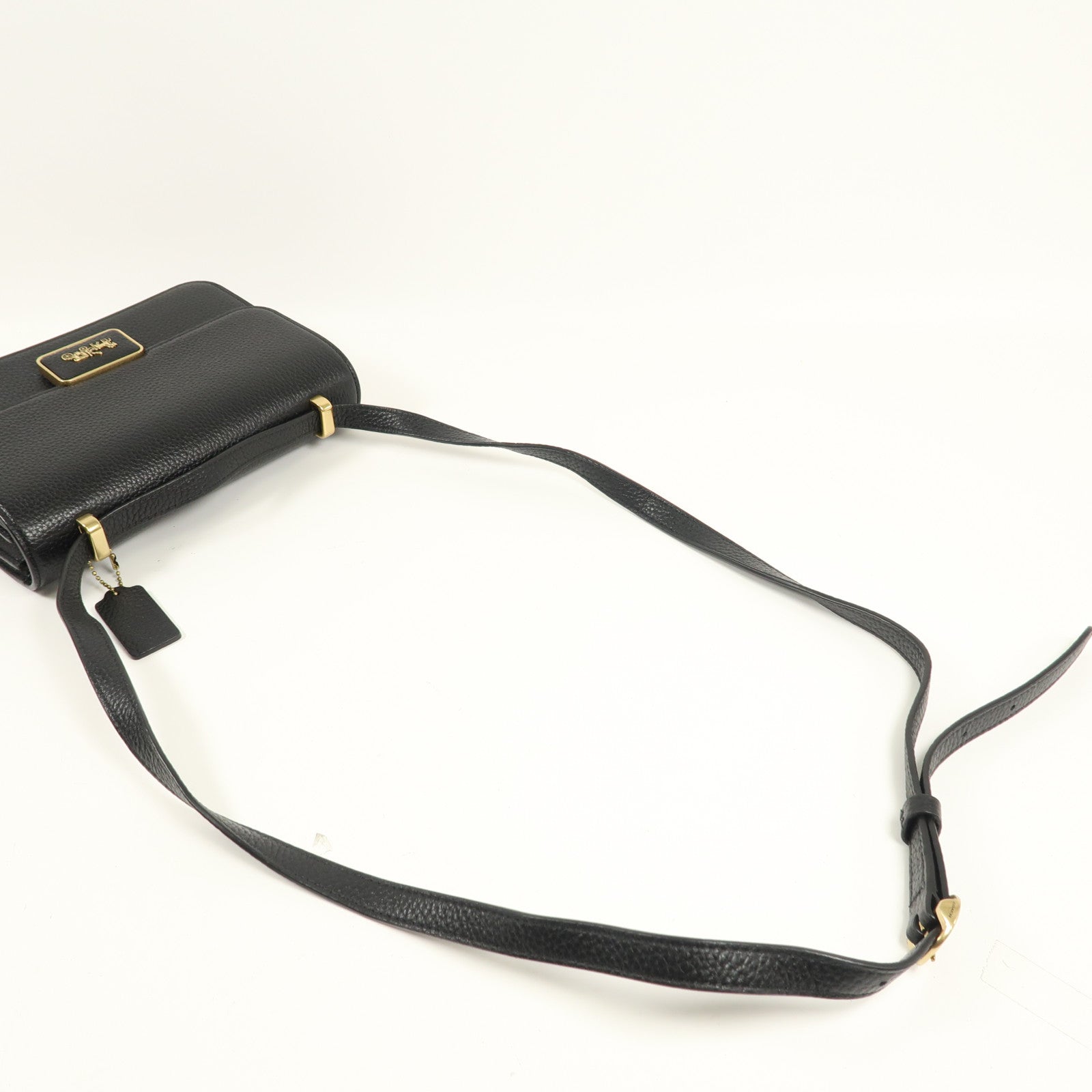 COACH 牛皮皮革Shoulder Bag金扣肩背袋
