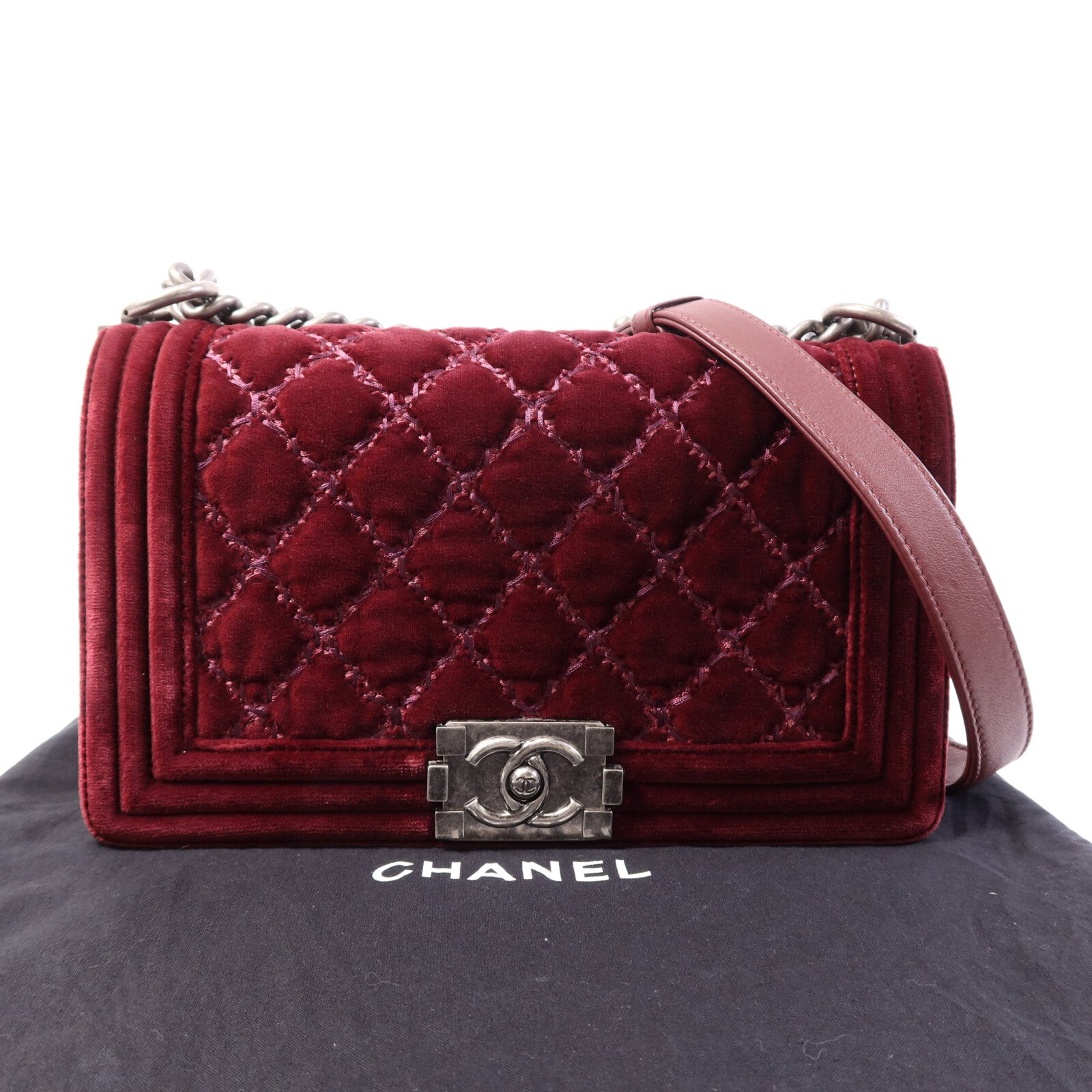 CHANEL 天鵝絨Boy 25銀扣鏈帶肩背袋