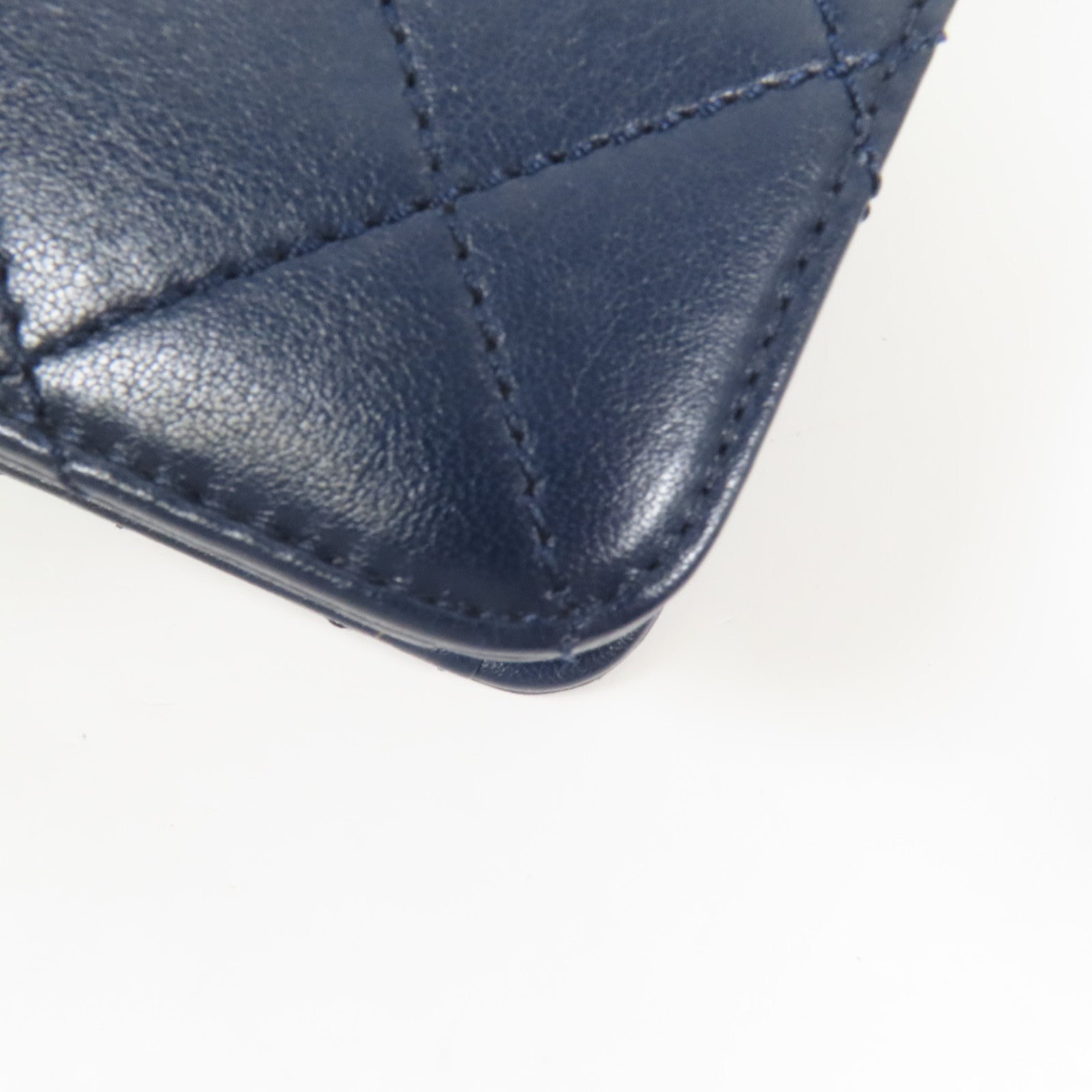 CHANEL 牛皮皮革Shoulder Bag金扣肩背袋