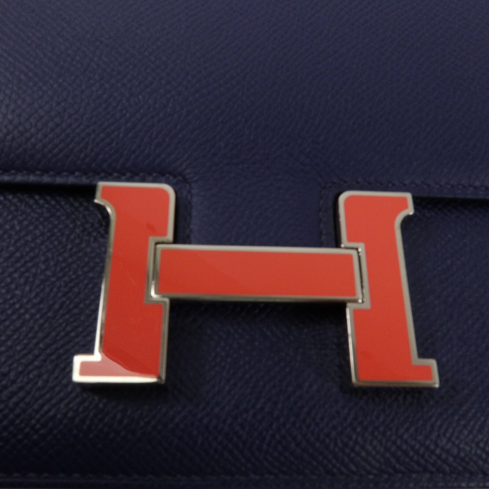 HERMES Epsom皮革Constance Mini肩背袋Bleu Saphir