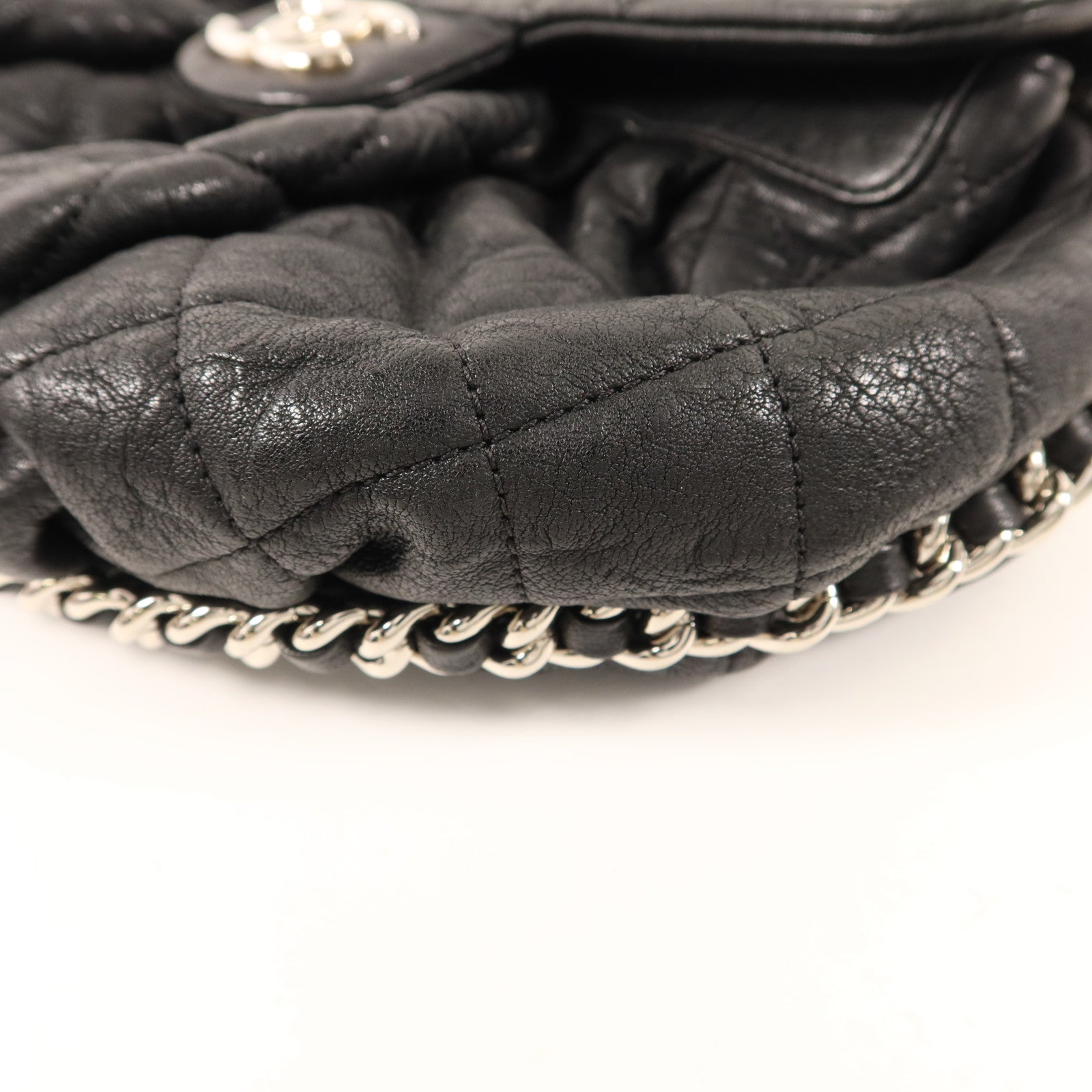 CHANEL 牛皮皮革Matelasse Chain Around Shoulder Bag銀扣鏈帶肩背袋