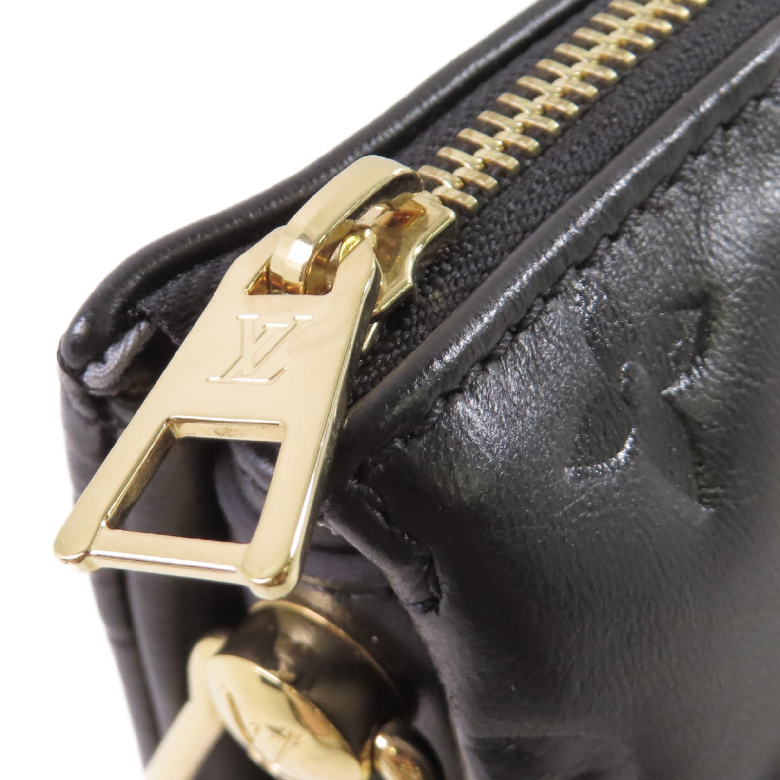 LOUIS VUITTON 【激減優惠】Monogram Embossed Coussin PM 2Way Shoulder Bag金扣手挽肩背兩用 袋黑色