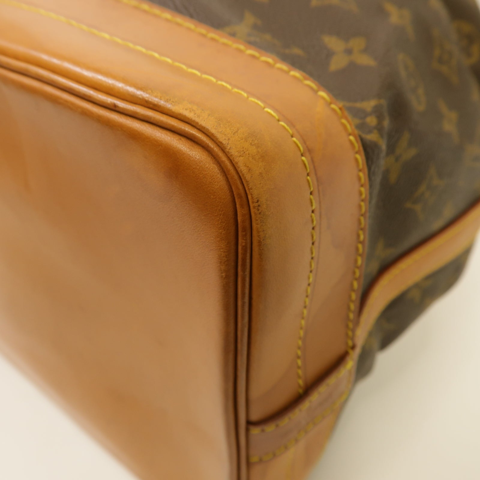 LOUIS VUITTON Monogram Noe金扣肩背袋棕色