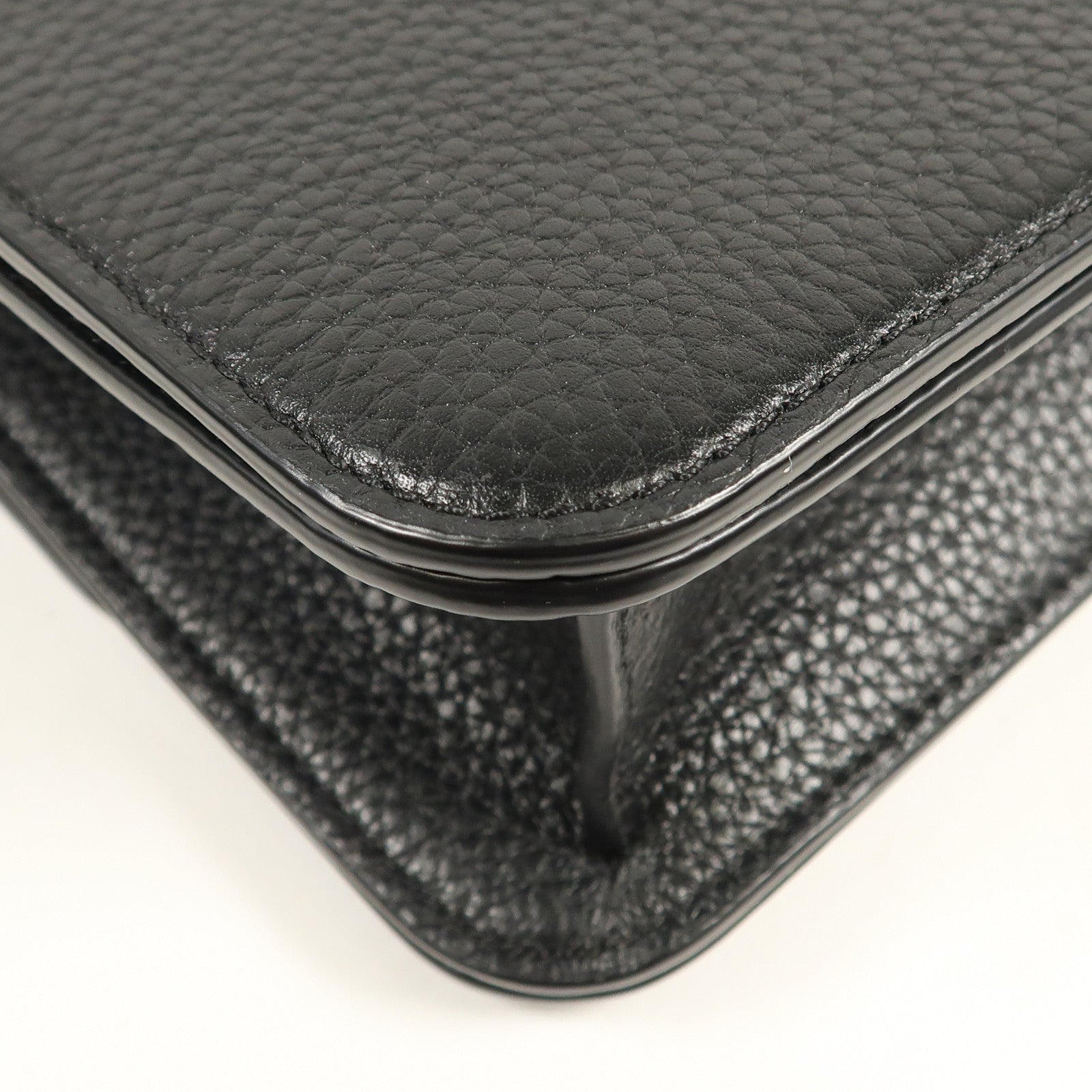 COACH 牛皮皮革Shoulder Bag金扣肩背袋