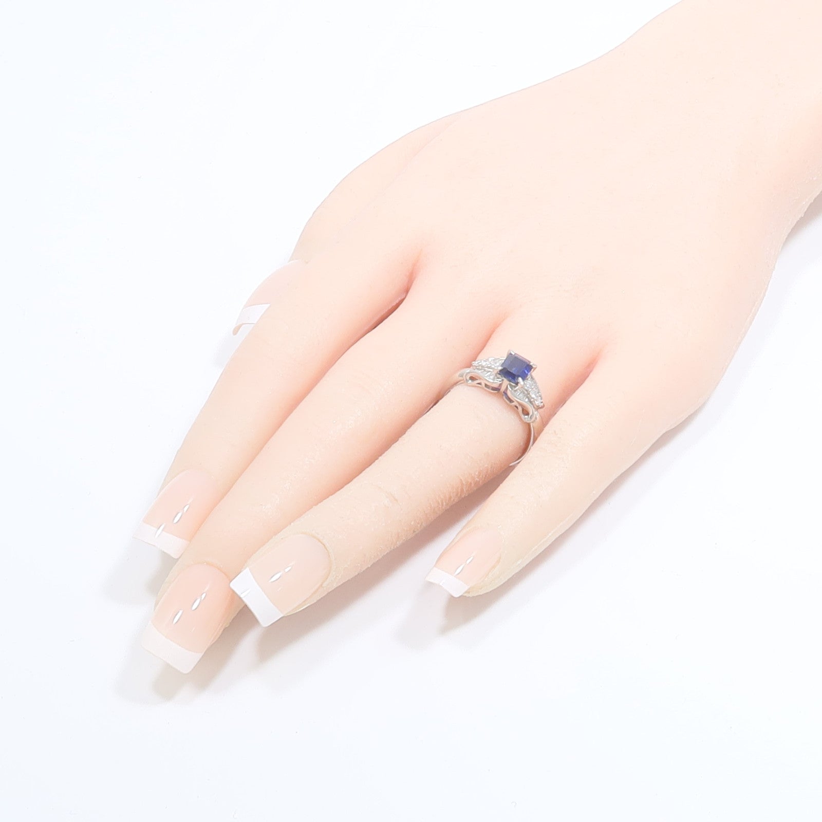 JEWELRY PT900鉑金Sapphire Diamond Ring藍寶石/鑽石戒指