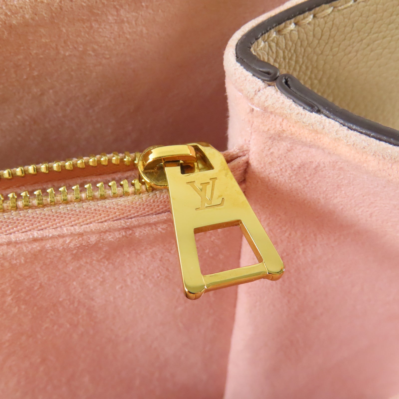 LOUIS VUITTON 牛皮皮革Lockme Shopper Tote金扣肩背袋