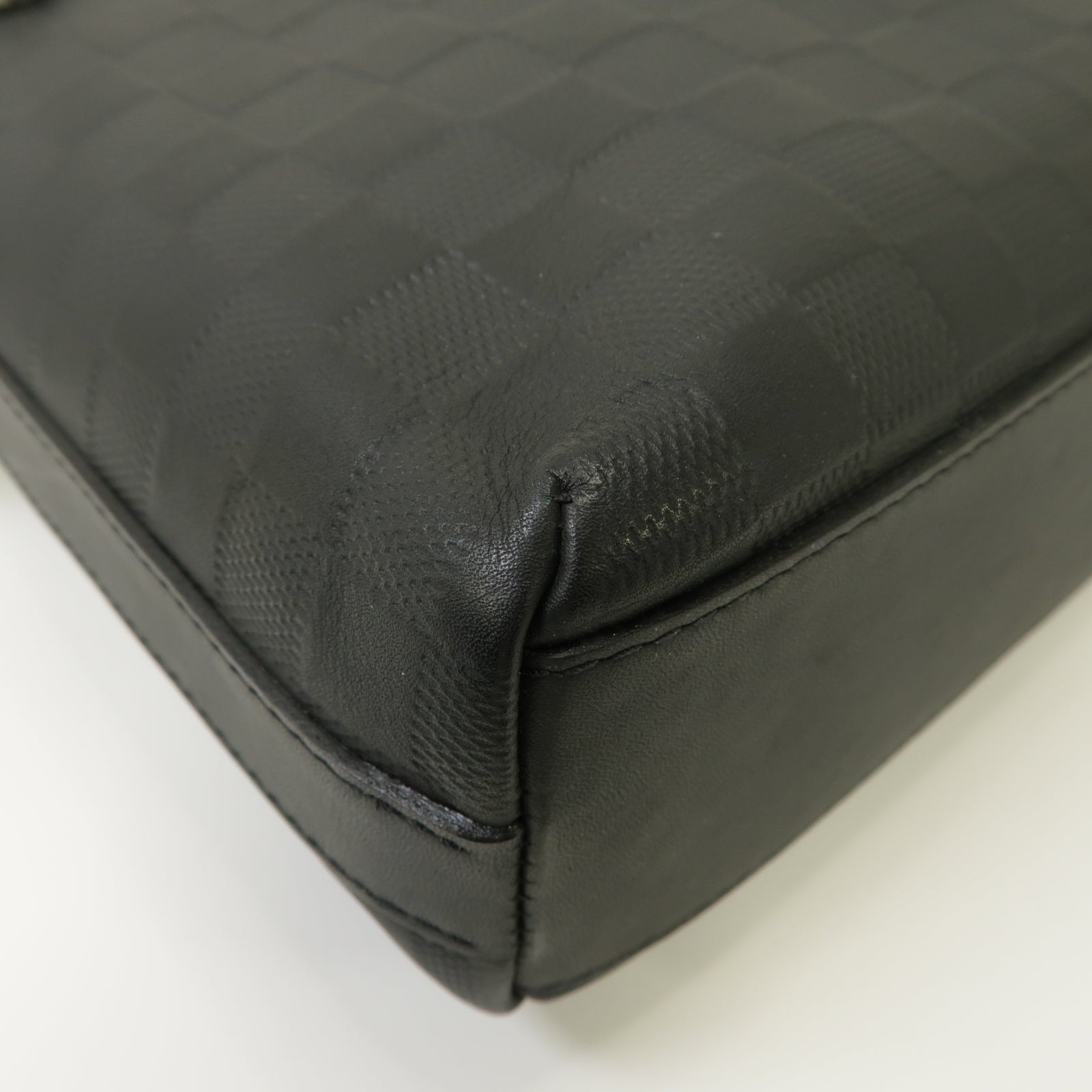 LOUIS VUITTON Damier Infini Calypso MM銀扣肩背袋黒色