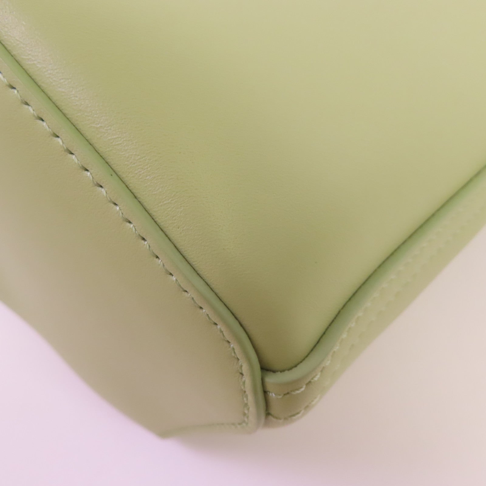 LOEWE 牛皮皮革Pebble Bucket Mini金扣手挽肩背兩用袋