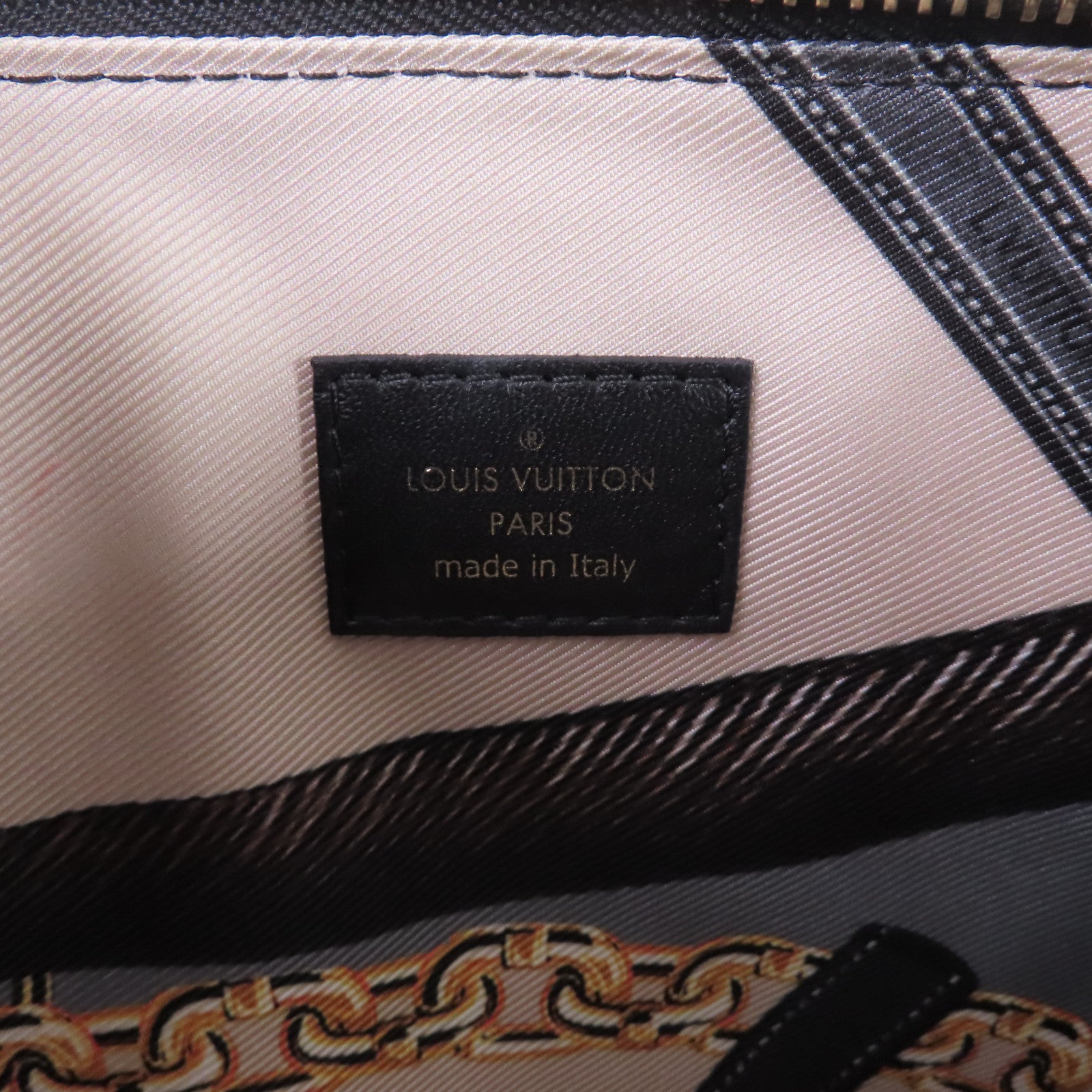 LOUIS VUITTON 【激減優惠】Monogram Embossed Coussin PM 2Way Shoulder Bag金扣手挽肩背兩用 袋黑色