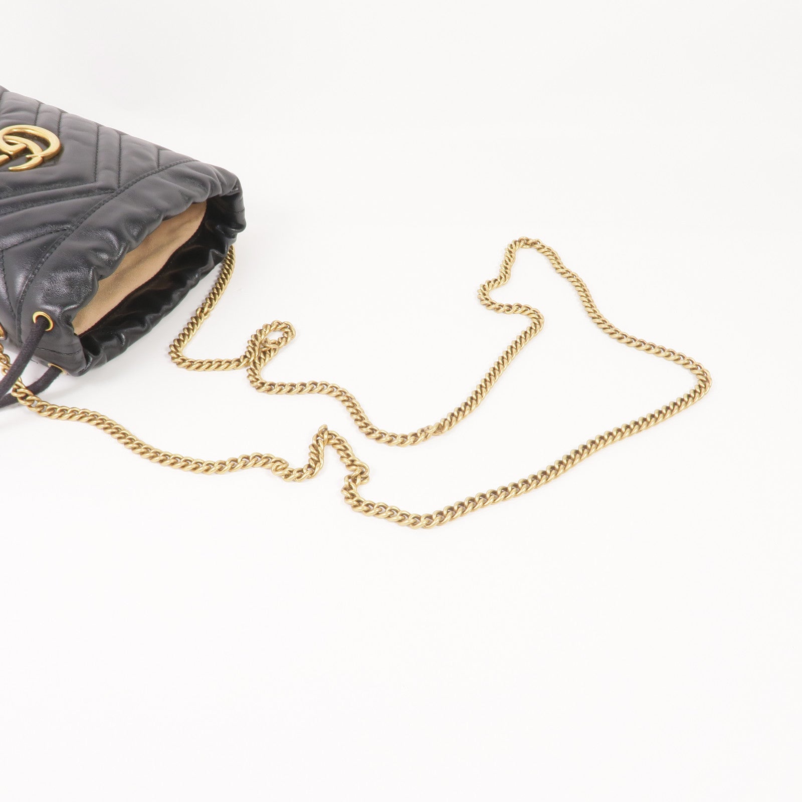 GUCCI 皮革GG Marmont Mini Bucket Bag金扣鏈帶肩背袋