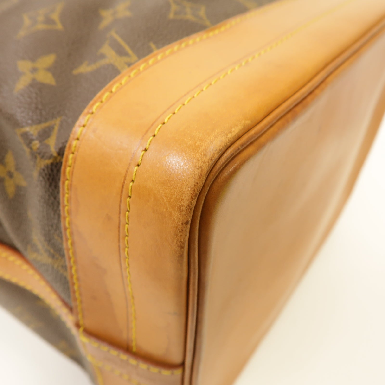 LOUIS VUITTON Monogram Noe金扣肩背袋棕色
