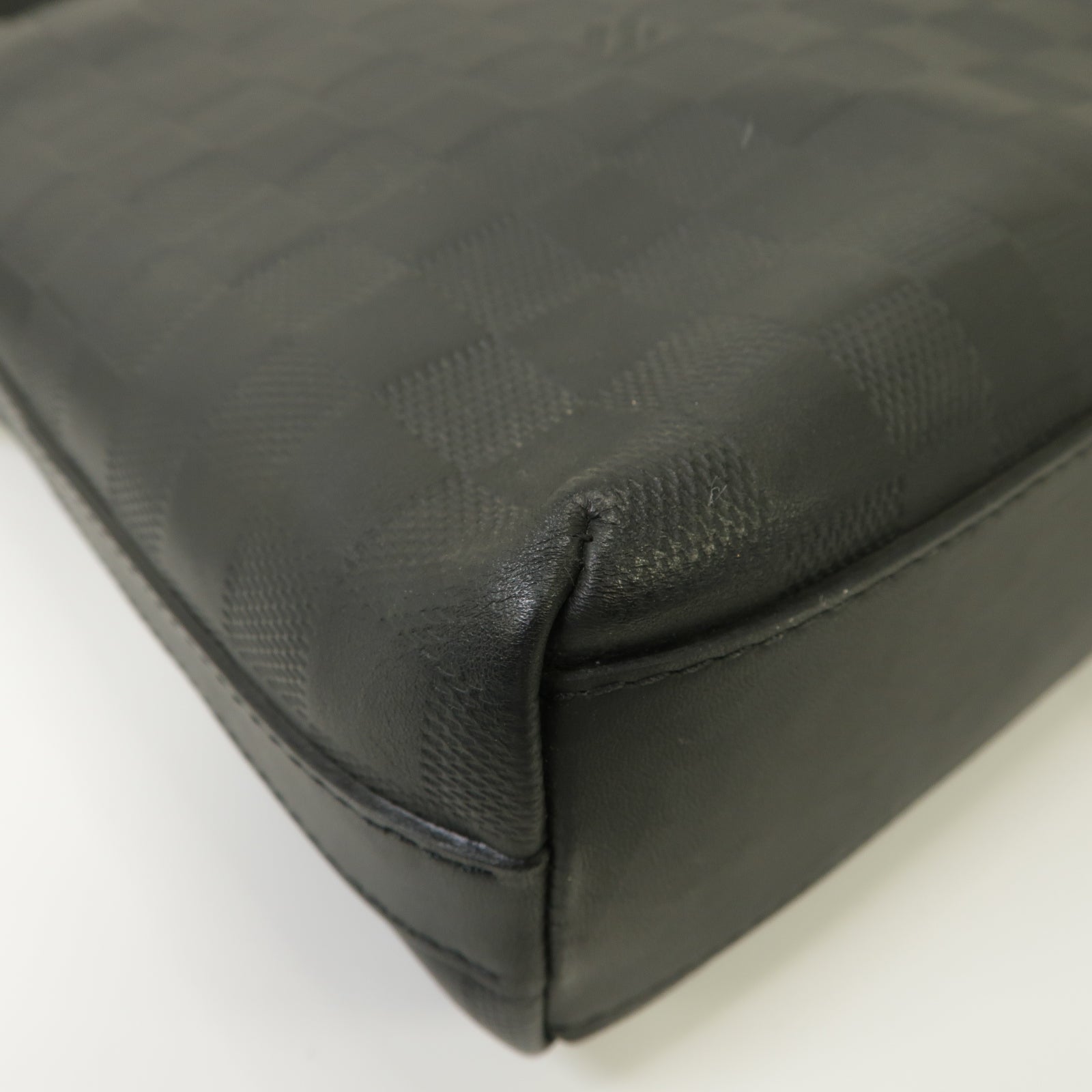 LOUIS VUITTON Damier Infini Calypso MM銀扣肩背袋黒色