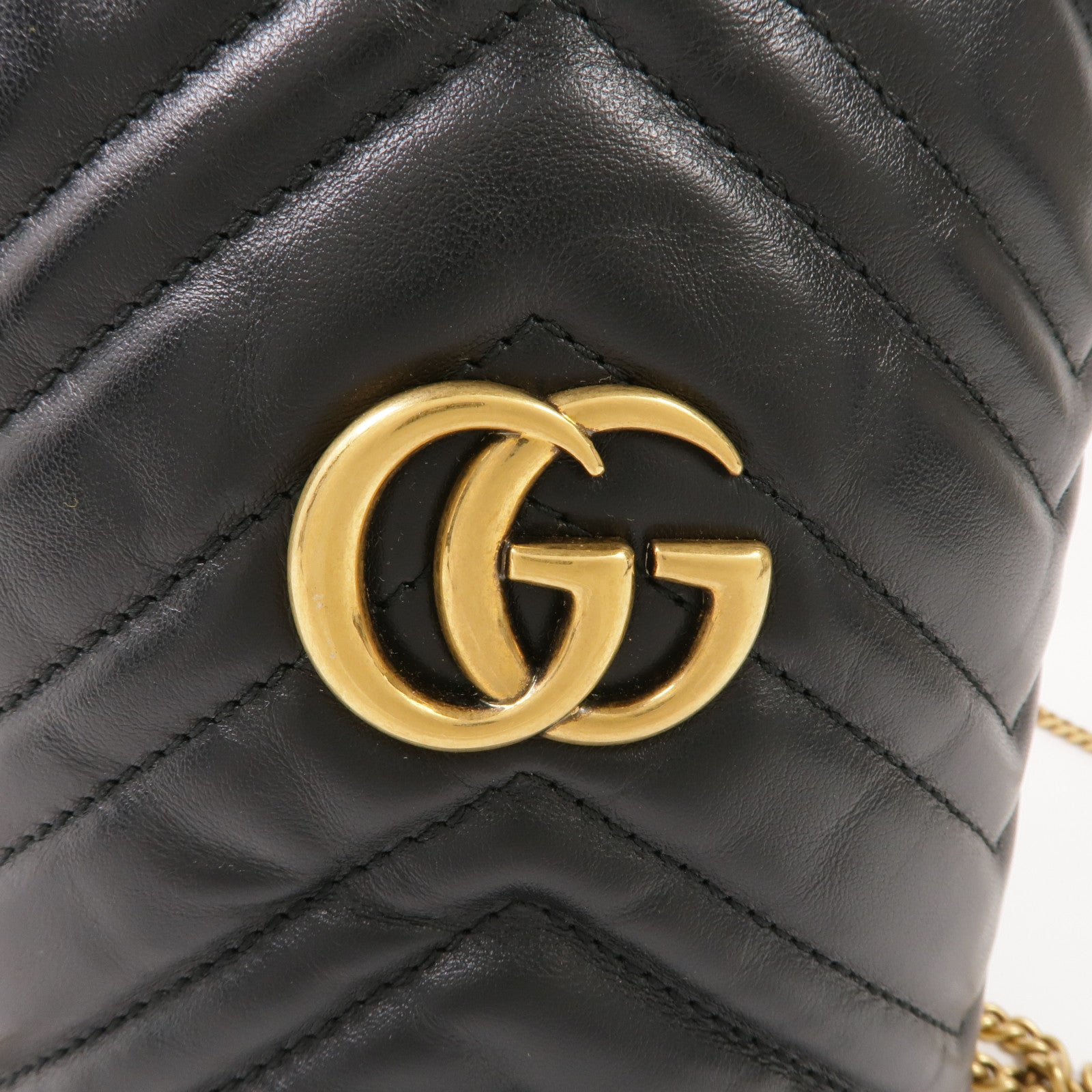GUCCI 皮革GG Marmont Mini Bucket Bag金扣鏈帶肩背袋