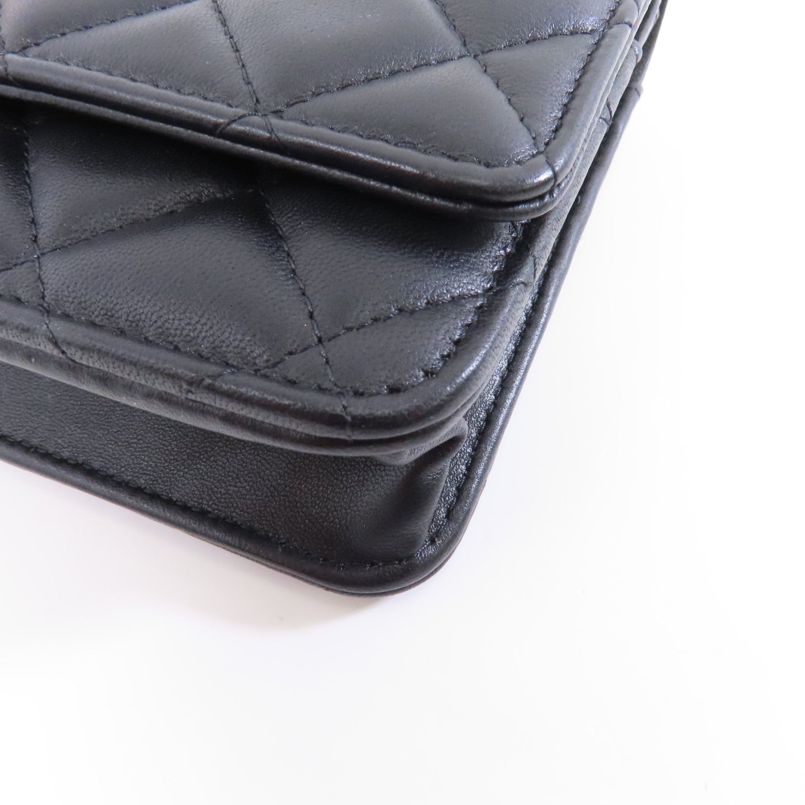 CHANEL 菱格羊皮皮革Wallet On Chain金扣鏈帶肩背袋黑色