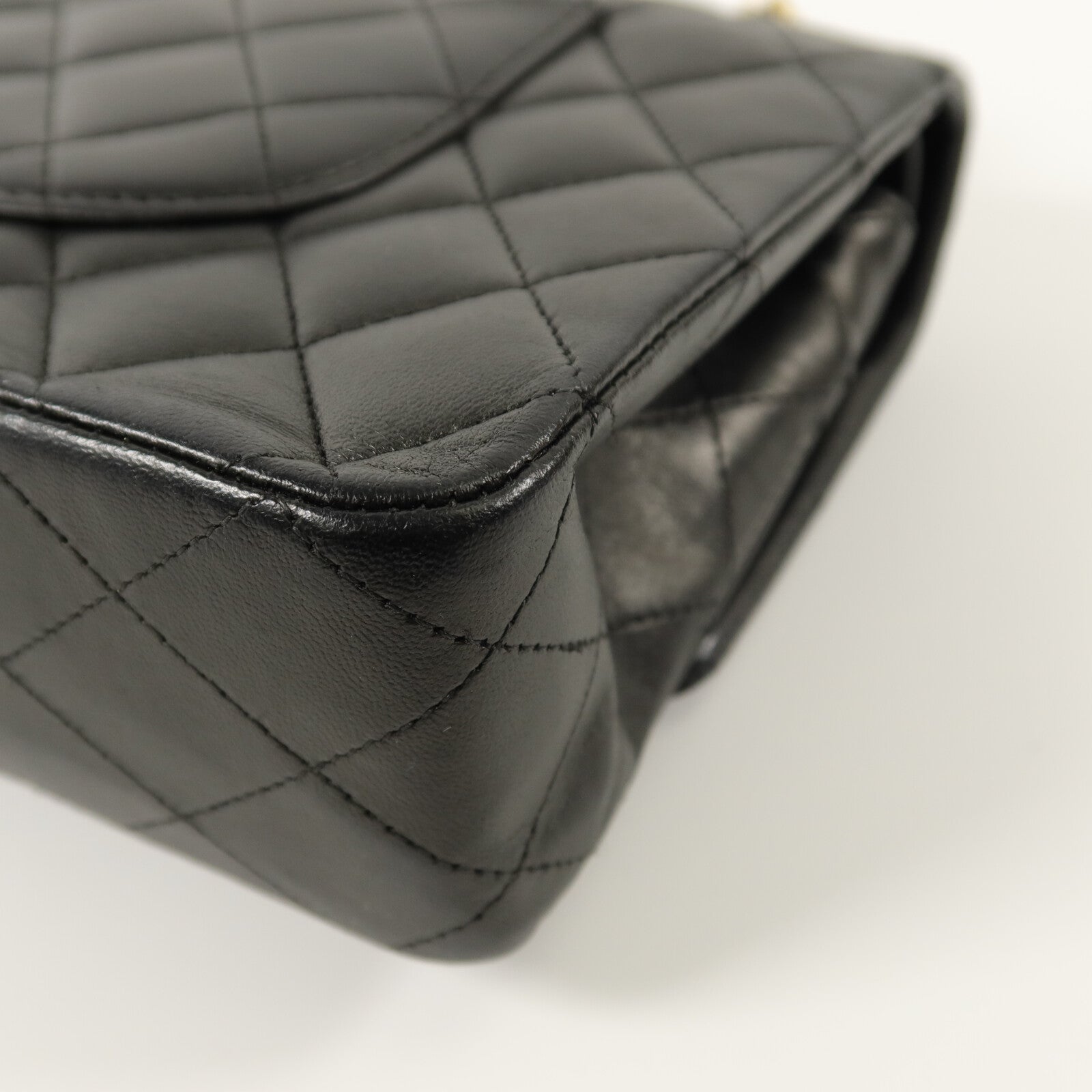 CHANEL 羊皮皮革Classic 25鏈帶肩背袋