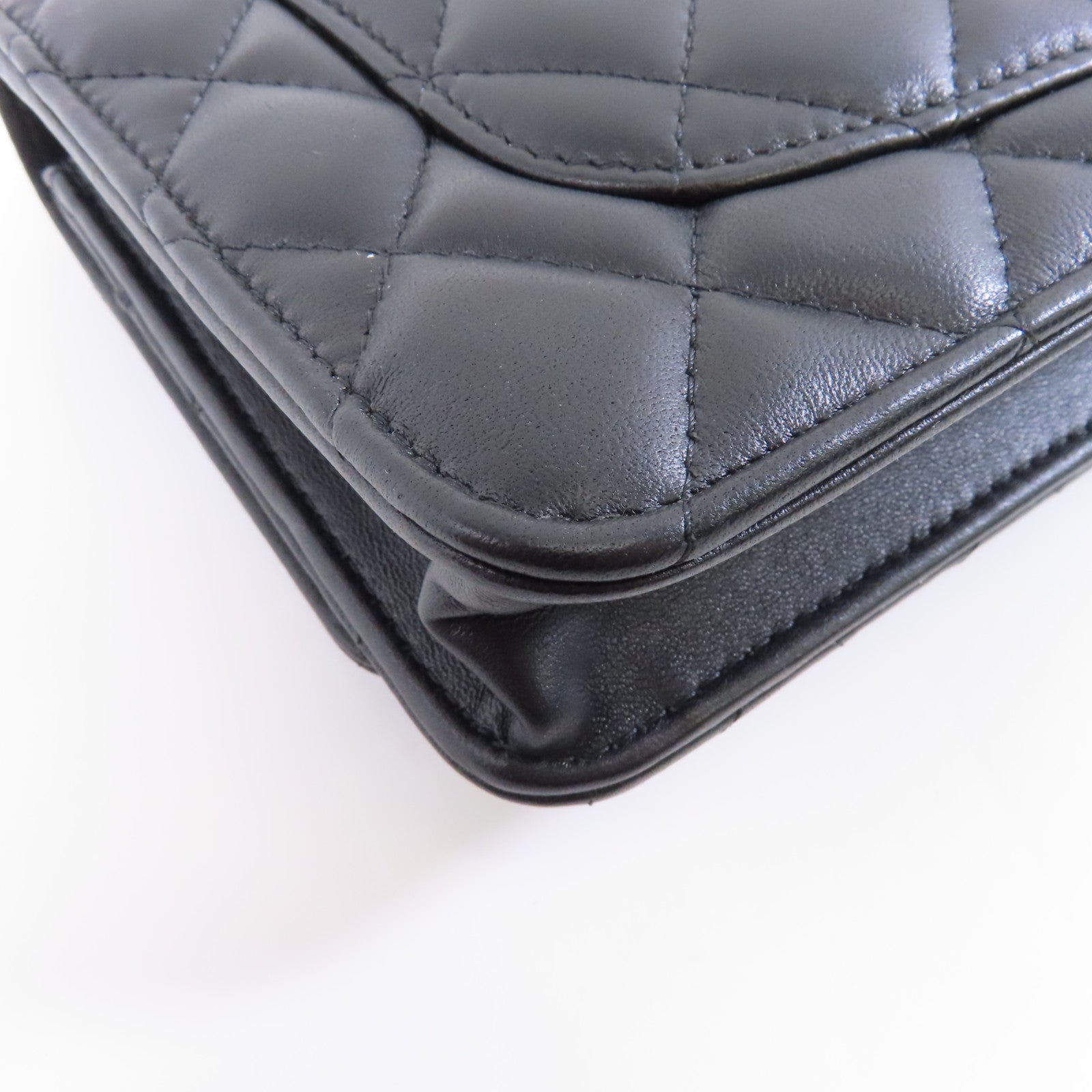 CHANEL 菱格羊皮皮革Wallet On Chain金扣鏈帶肩背袋黑色