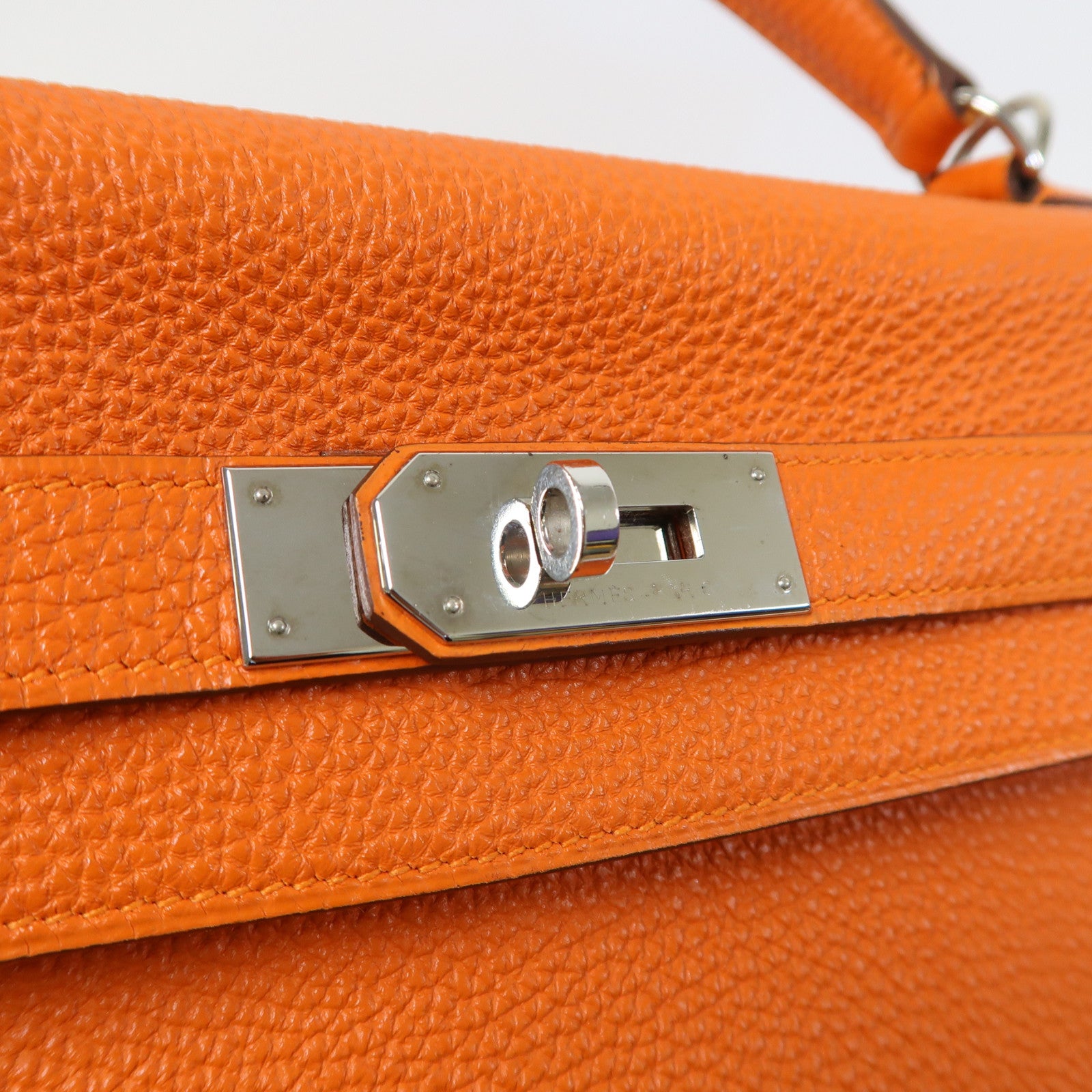HERMES Togo Leather Kelly 40 Silver Buckle Hand Bag Orange
