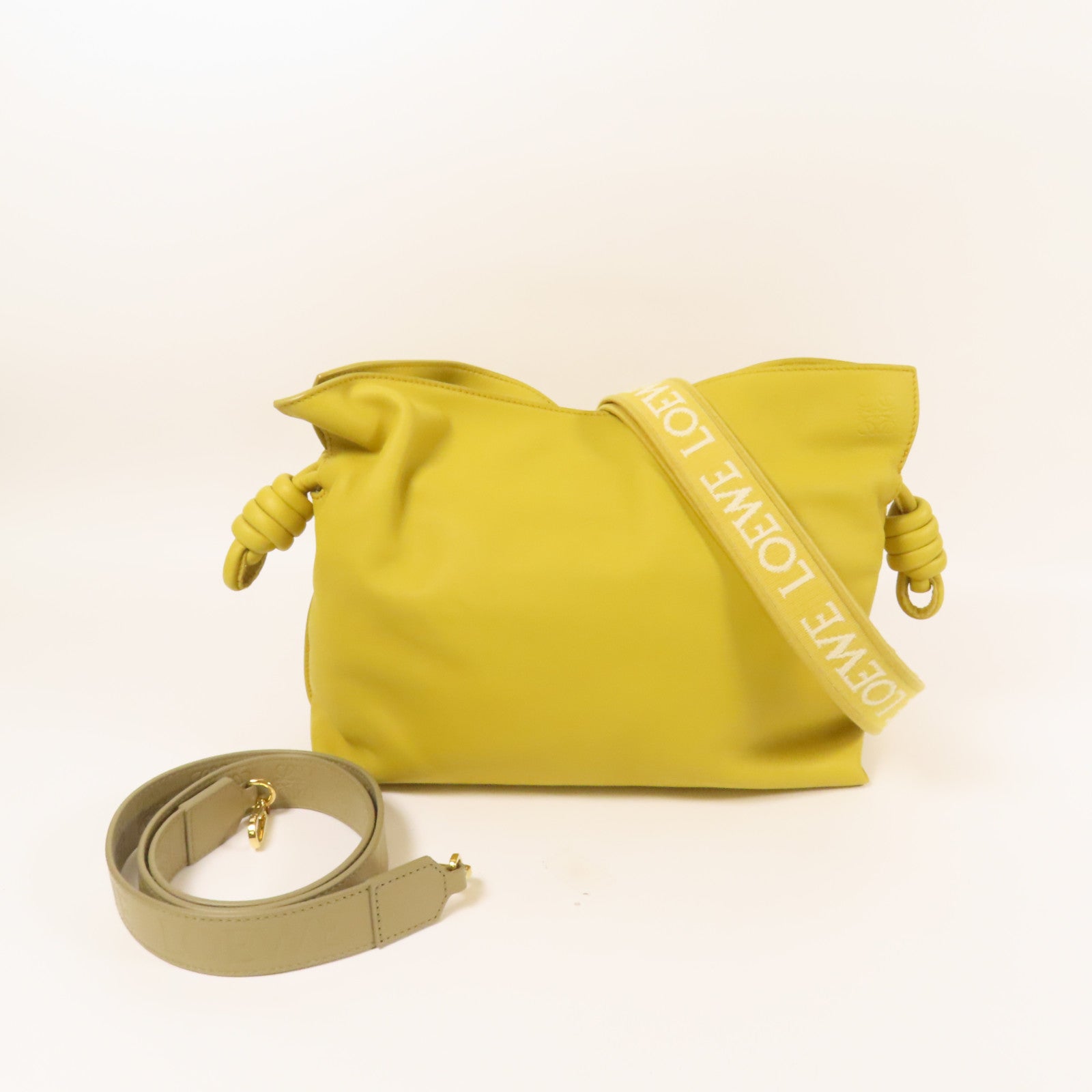 LOEWE 羊皮皮革Flamenco肩背袋