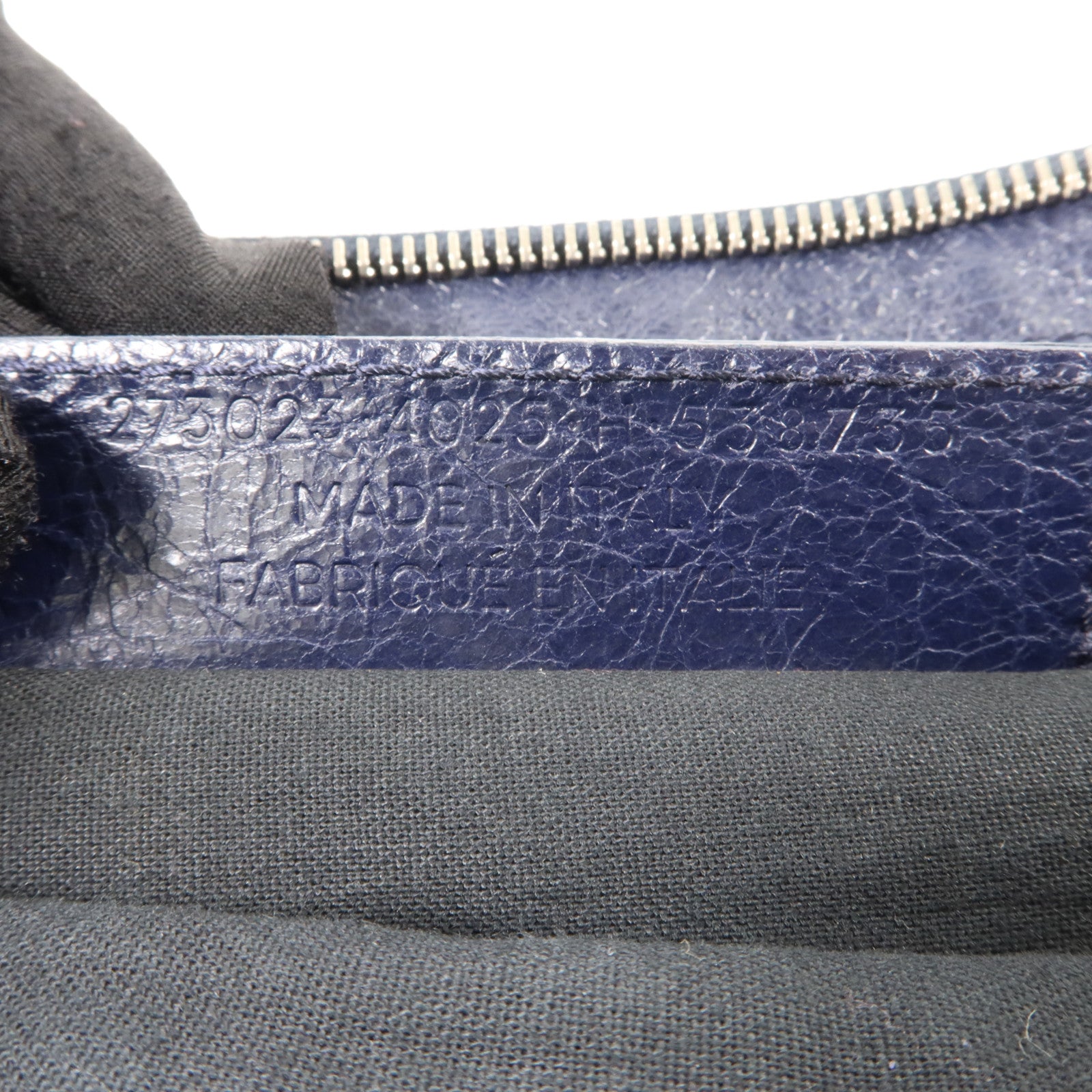 BALENCIAGA 牛皮皮革Pouch小袋