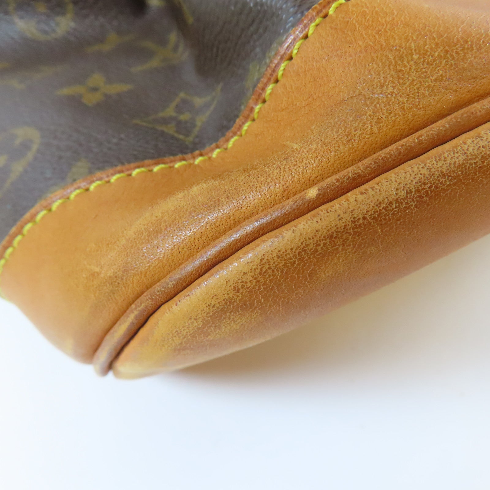 LOUIS VUITTON 【激減優惠】Monogram Montsouris MM金扣背包啡色