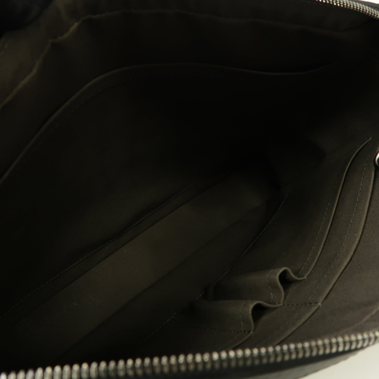 LOUIS VUITTON Damier Infini Calypso MM銀扣肩背袋黒色