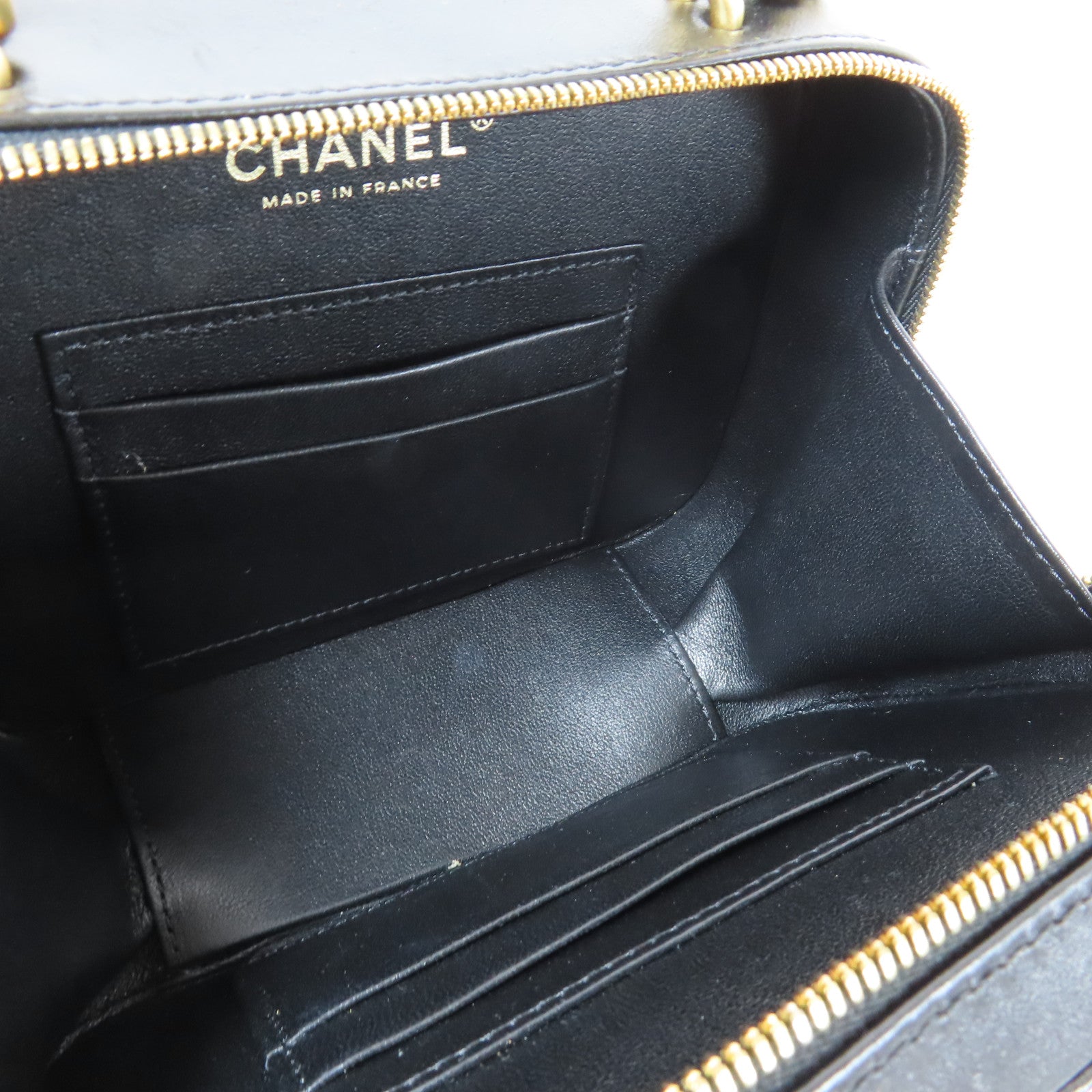 CHANEL 【激減優惠】菱格羊皮皮革Vanity Case金扣鏈帶手挽肩背兩用袋黑色