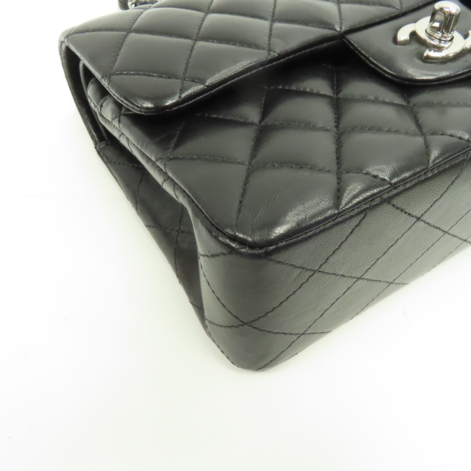 CHANEL 菱格羊皮皮革Classic Flap 23銀扣鏈帶肩背袋黑色