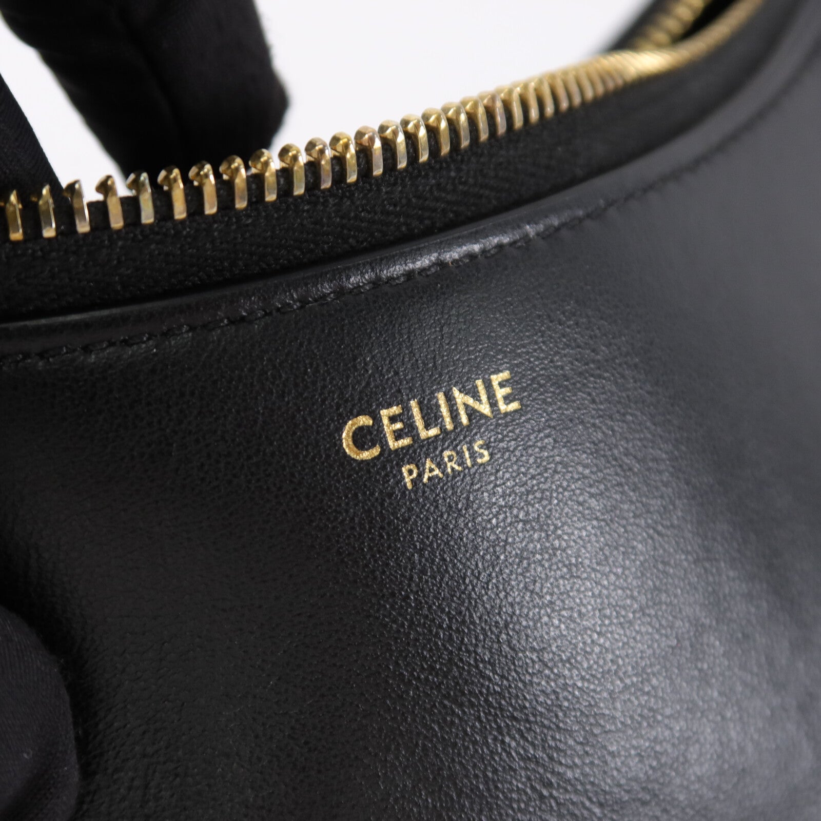 CELINE 牛皮皮革Ava Medium肩背袋