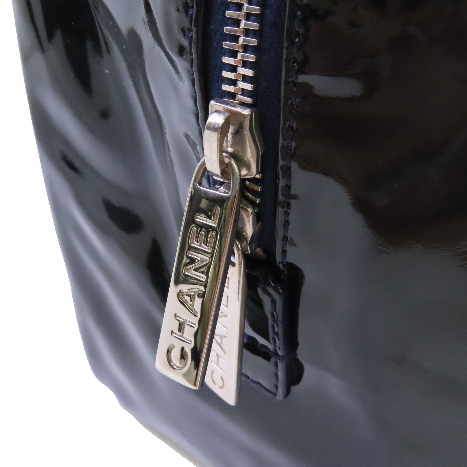 CHANEL 【激減優惠】菱格漆皮皮革Chain Shoulder Bag銀扣鏈帶肩背袋深寶藍色