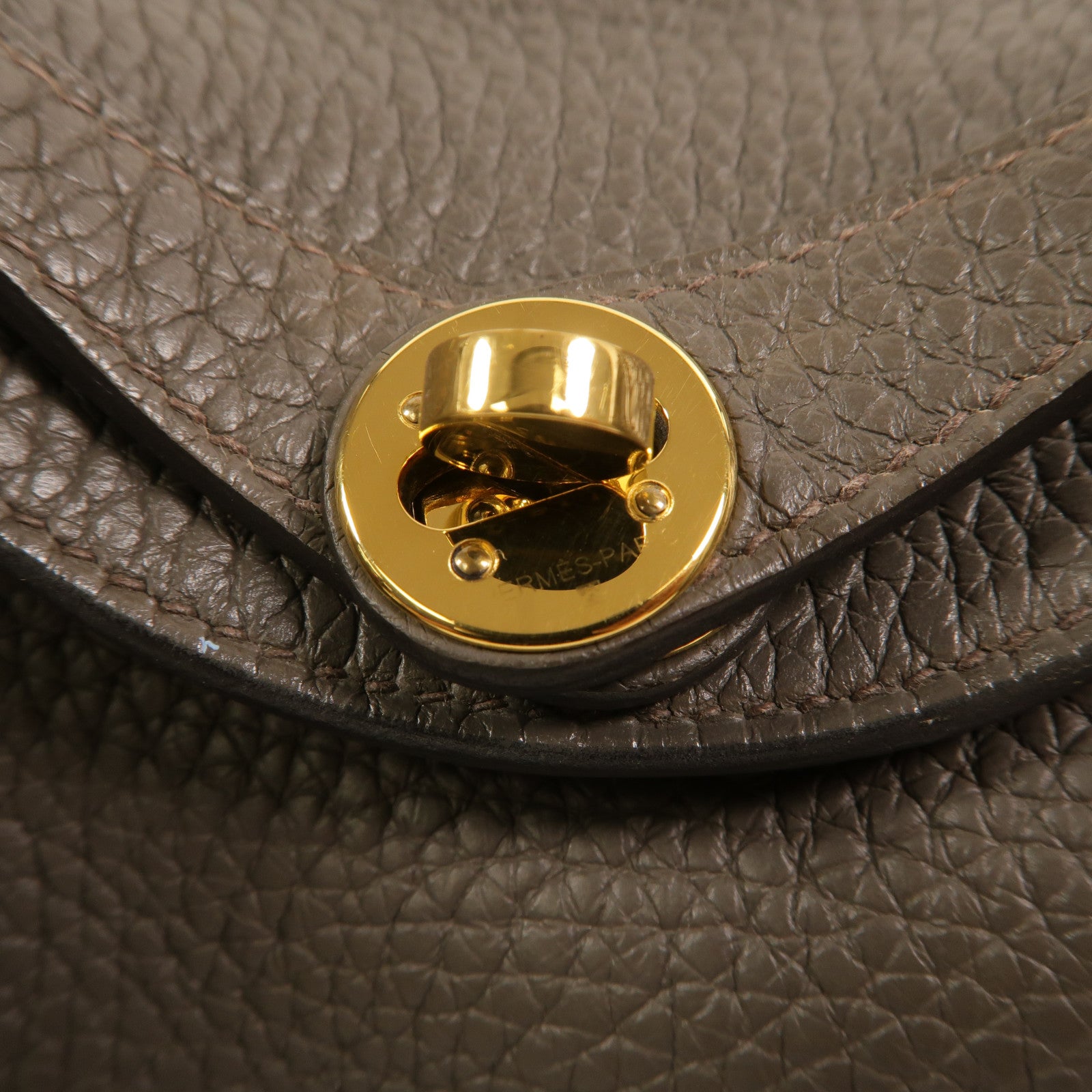 HERMES Clemence皮革Mini Lindy金扣手挽肩背兩用袋Etain