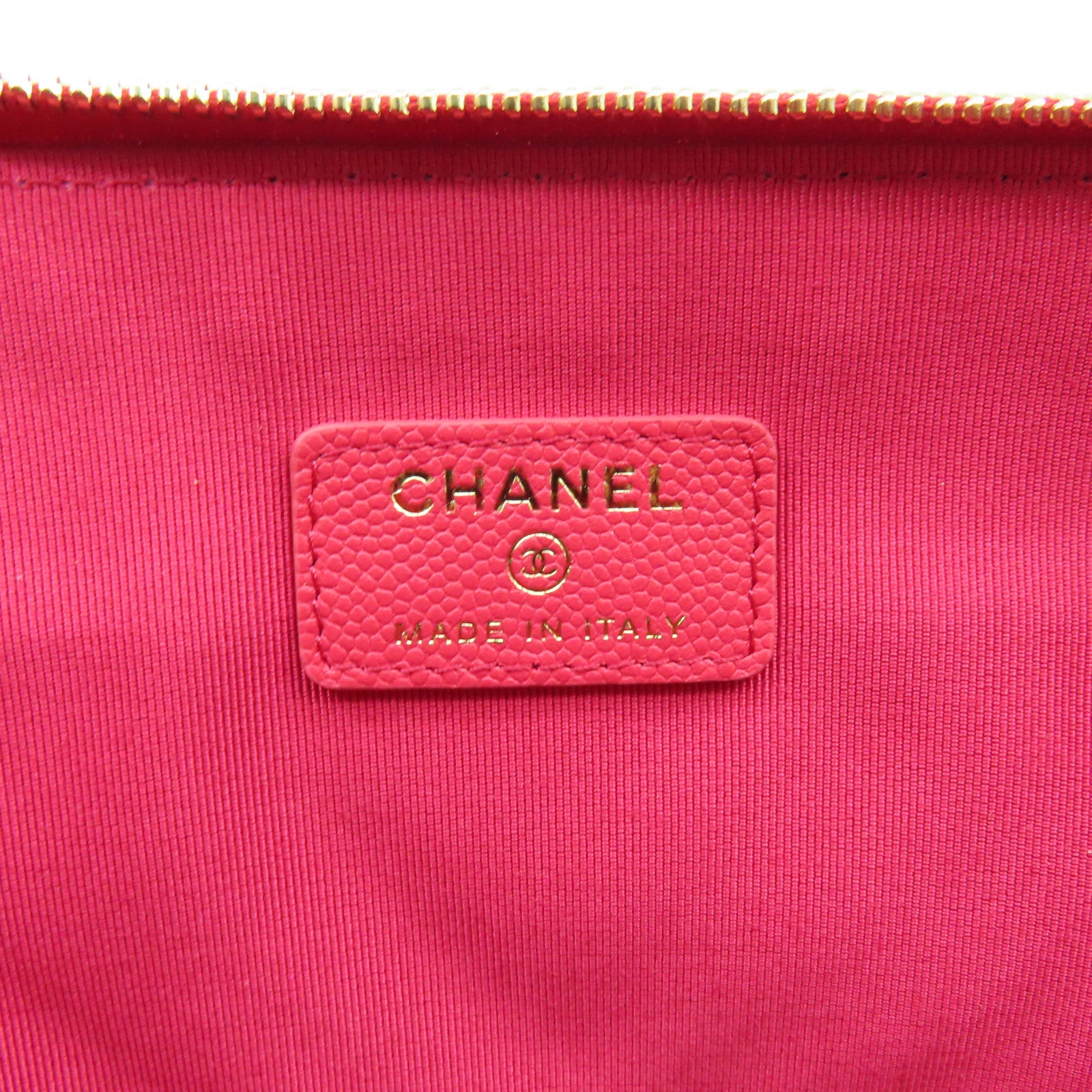 CHANEL 【清倉大減價】菱格/斜紋牛皮皮革Clutch金扣手拿包紅色