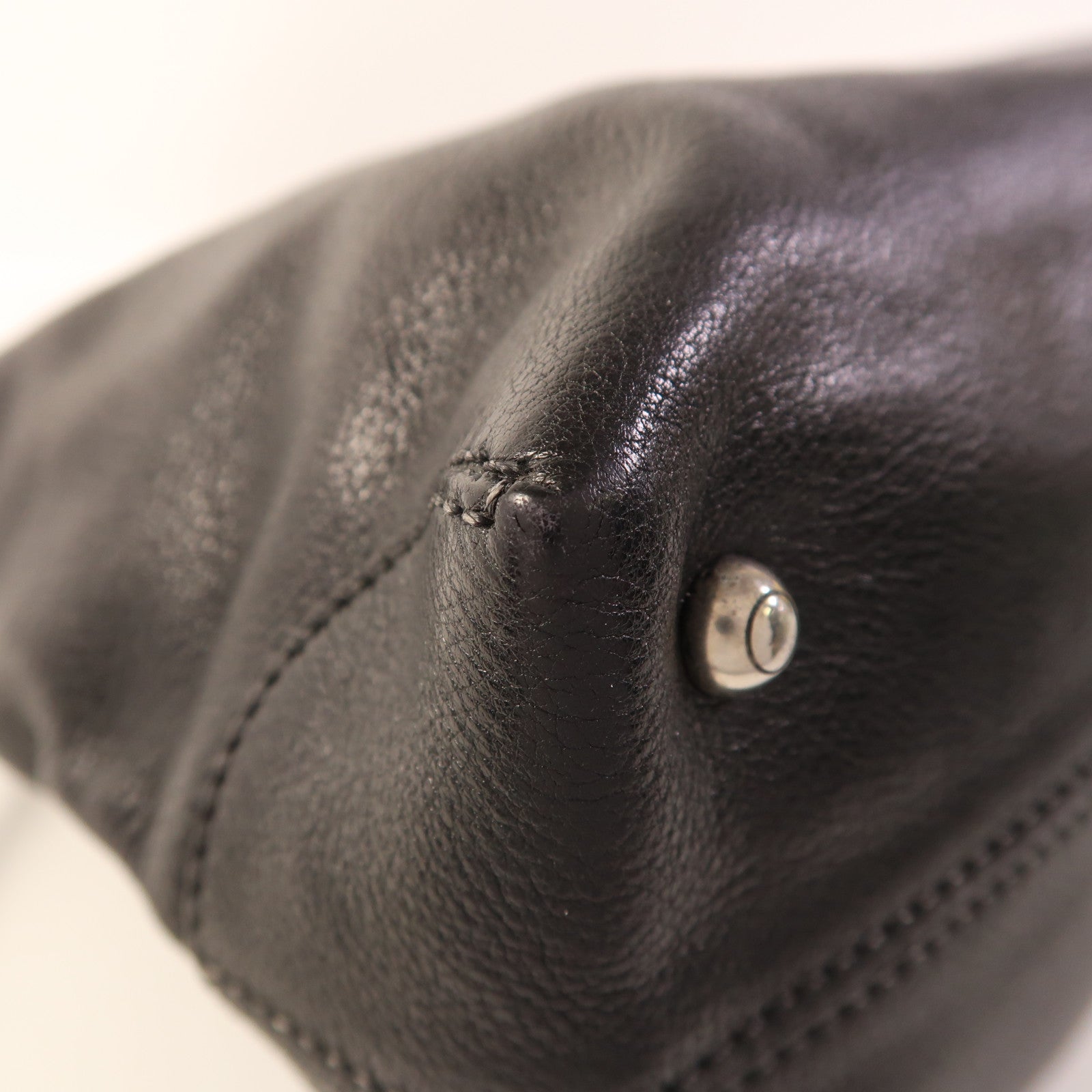 TOD'S 牛皮皮革Shoulder Bag銀扣肩背袋