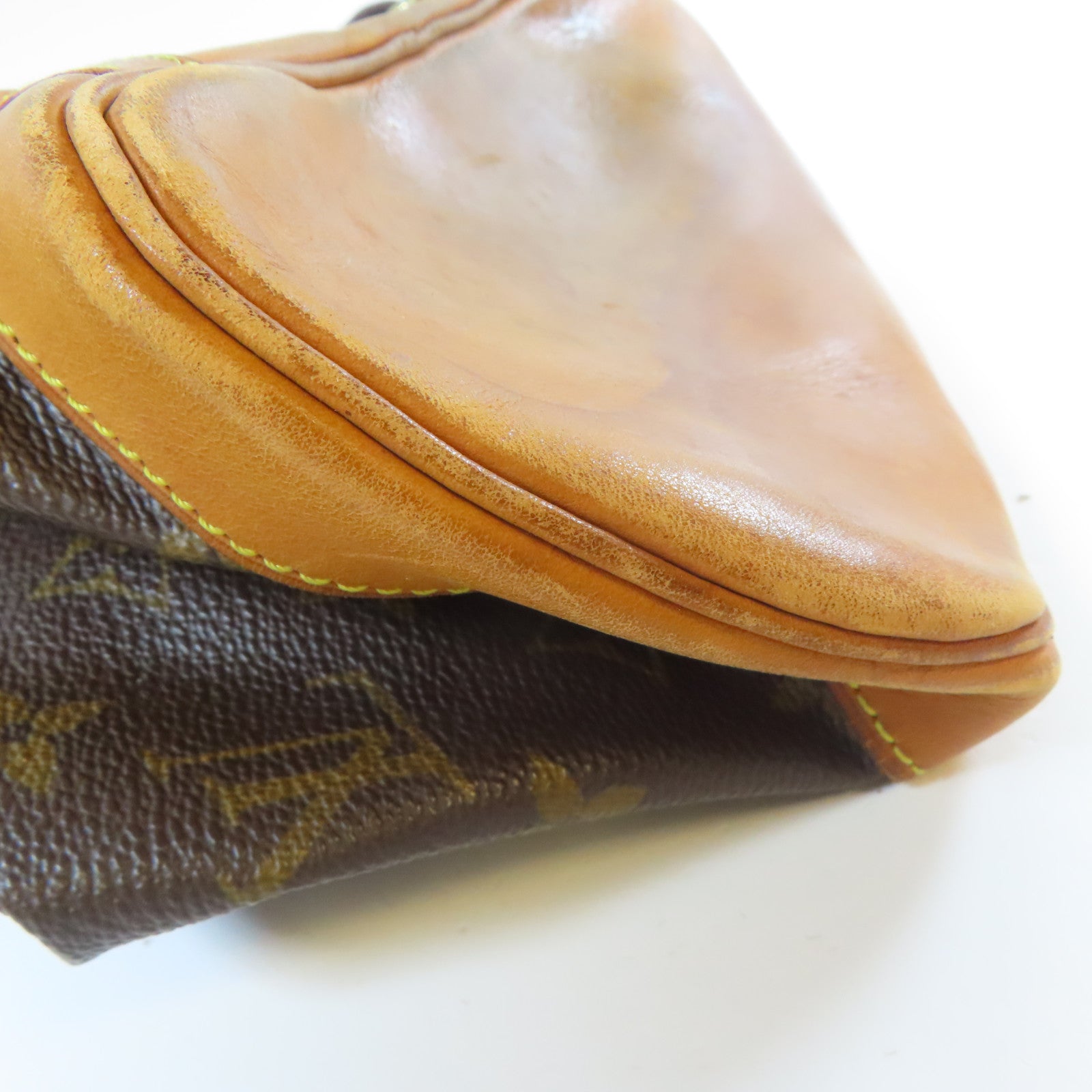 LOUIS VUITTON 【激減優惠】Monogram Montsouris MM金扣背包啡色