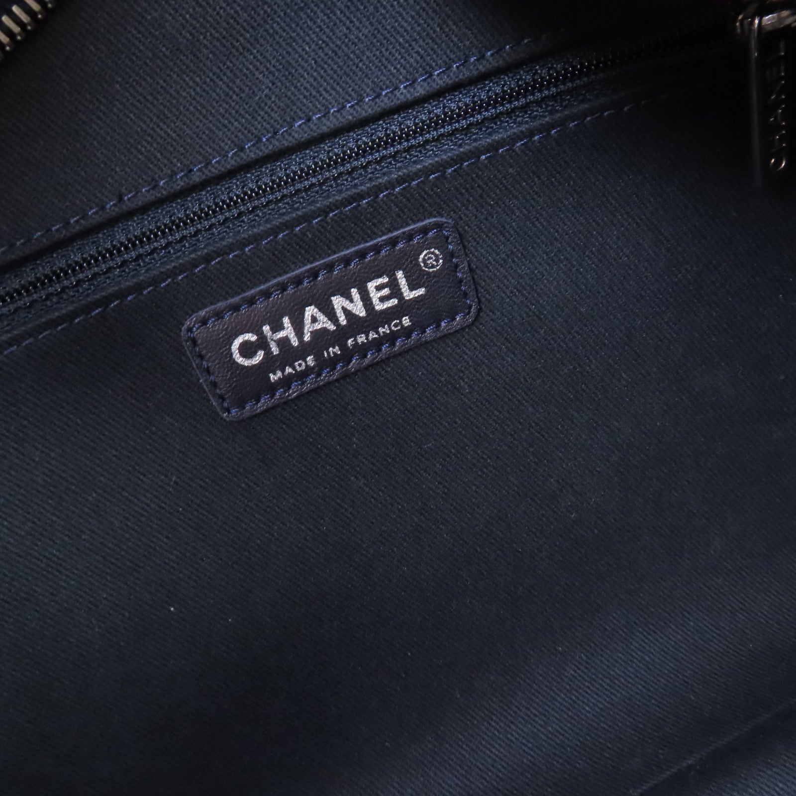 CHANEL 【激減優惠】菱格漆皮皮革Chain Shoulder Bag銀扣鏈帶肩背袋深寶藍色