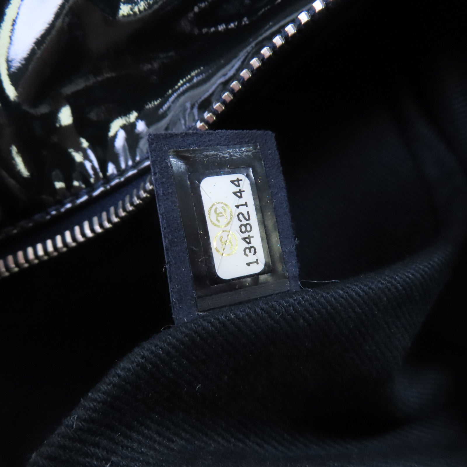 CHANEL 【激減優惠】菱格漆皮皮革Chain Shoulder Bag銀扣鏈帶肩背袋深寶藍色