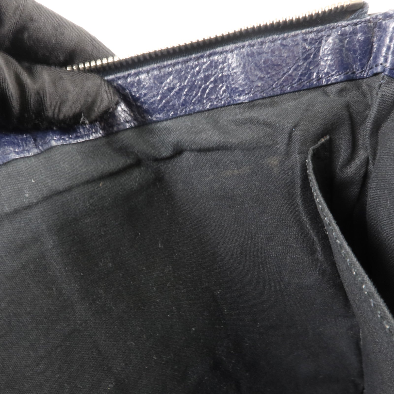 BALENCIAGA 牛皮皮革Pouch小袋