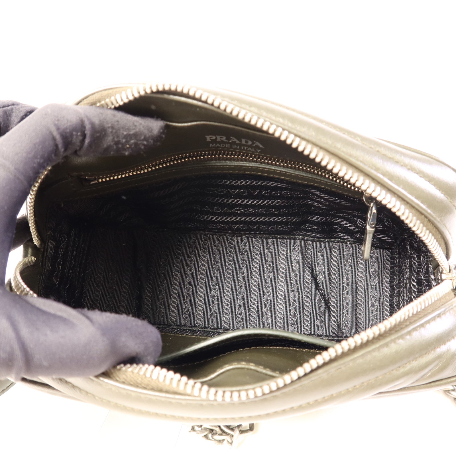 PRADA 牛皮皮革Shoulder Bag銀扣肩背袋