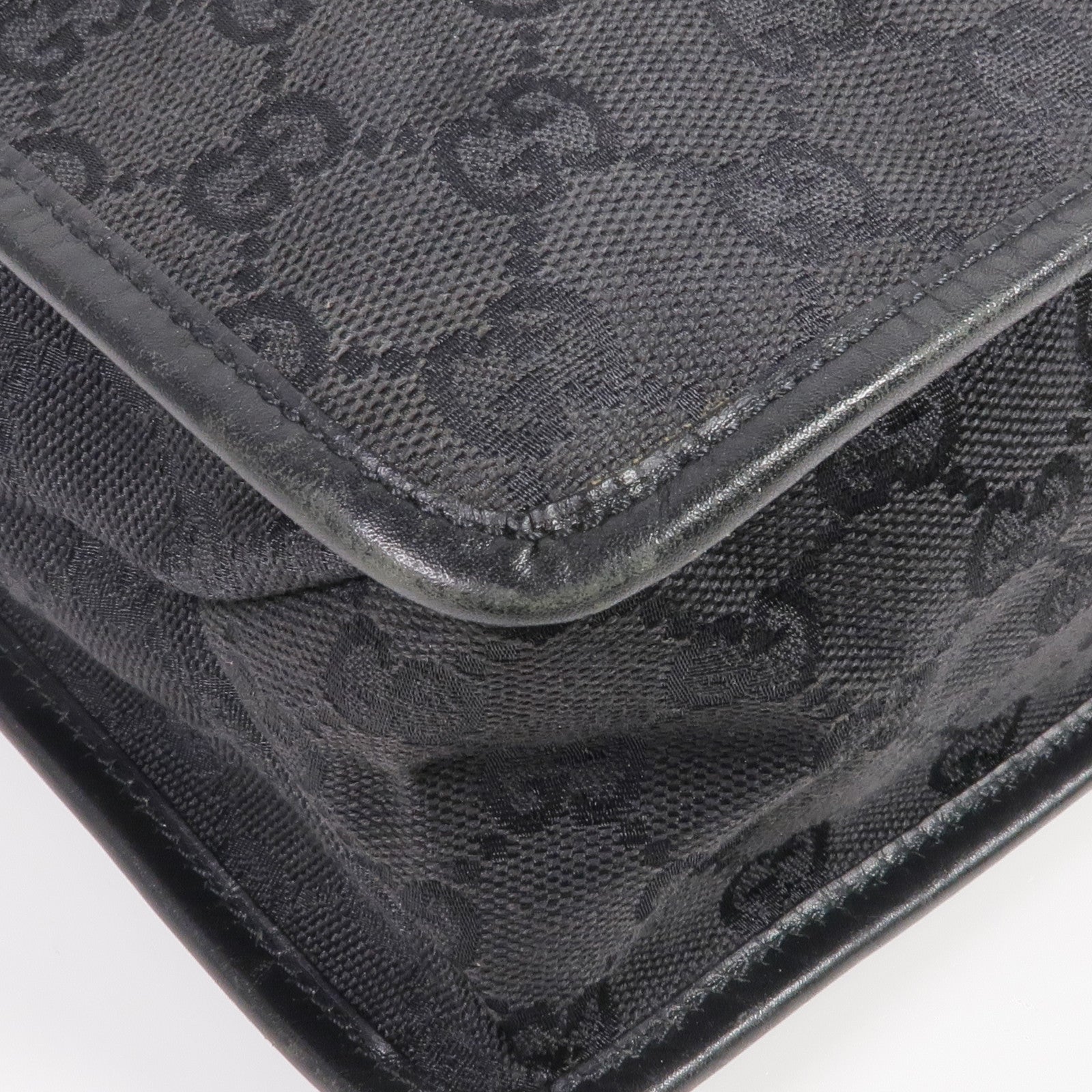 GUCCI 帆布Shoulder Bag銀扣肩背袋