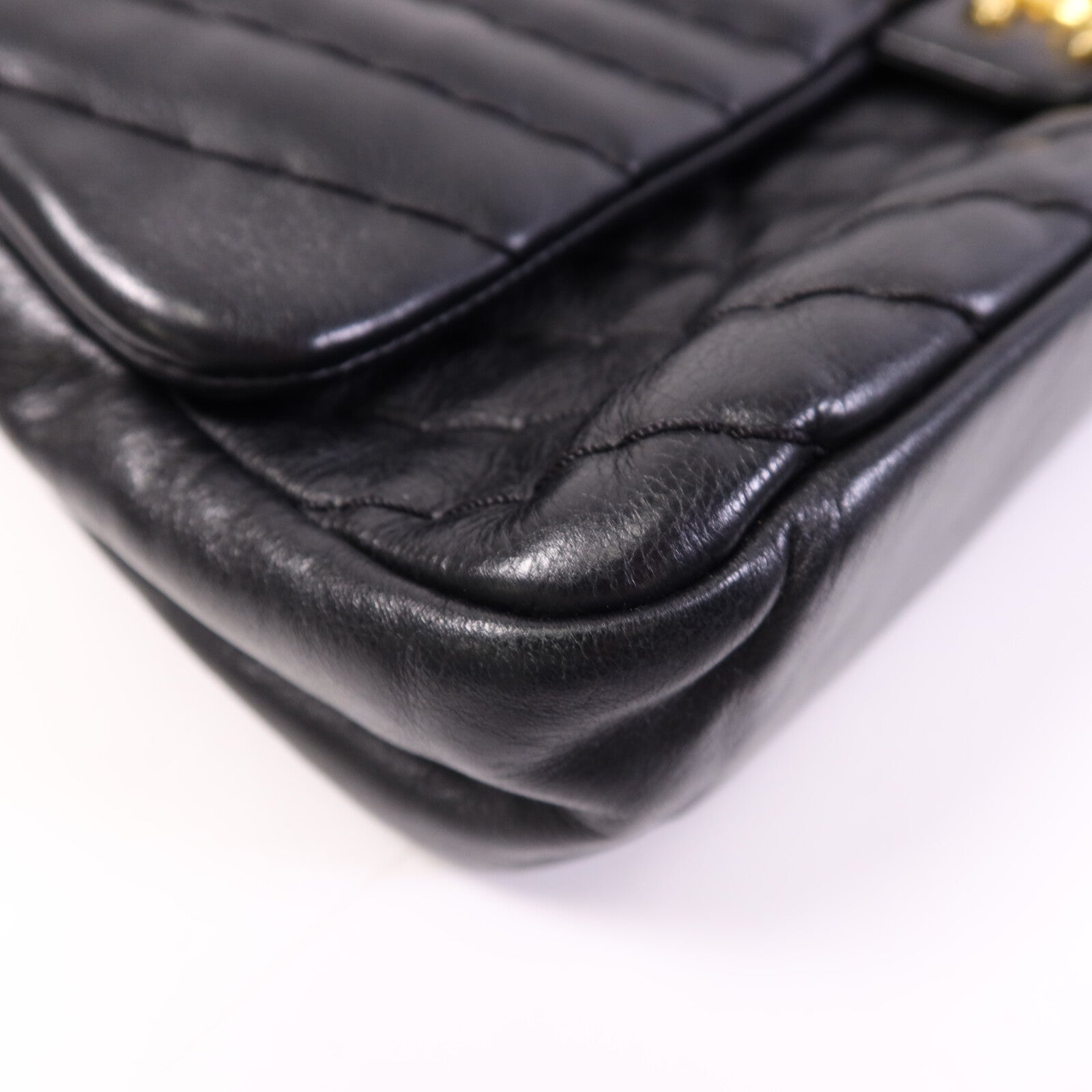 CHANEL 牛皮皮革Chain Shoulder Bag金扣鏈帶肩背袋