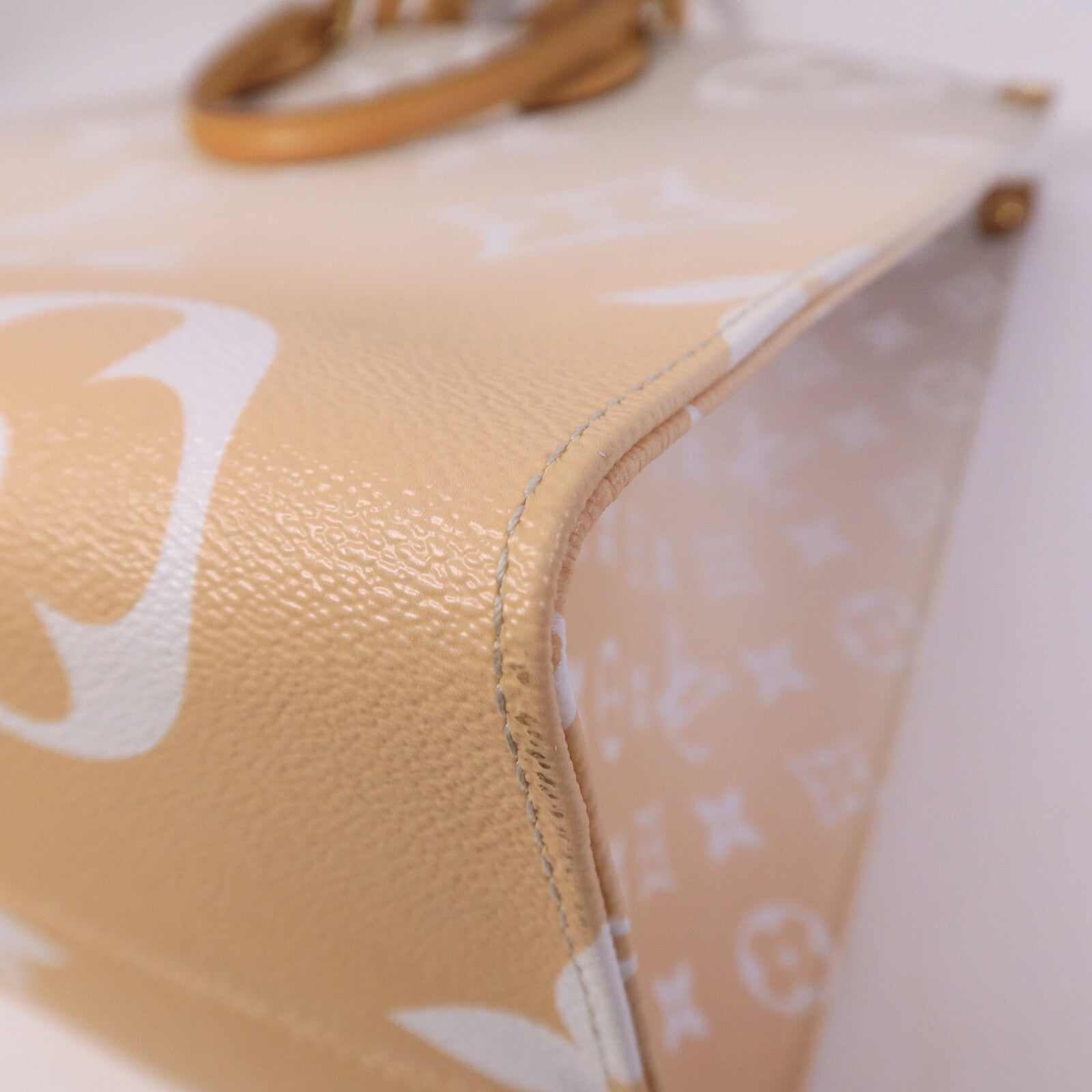 LOUIS VUITTON Monogram Giant On The Go GM手挽肩背兩用袋