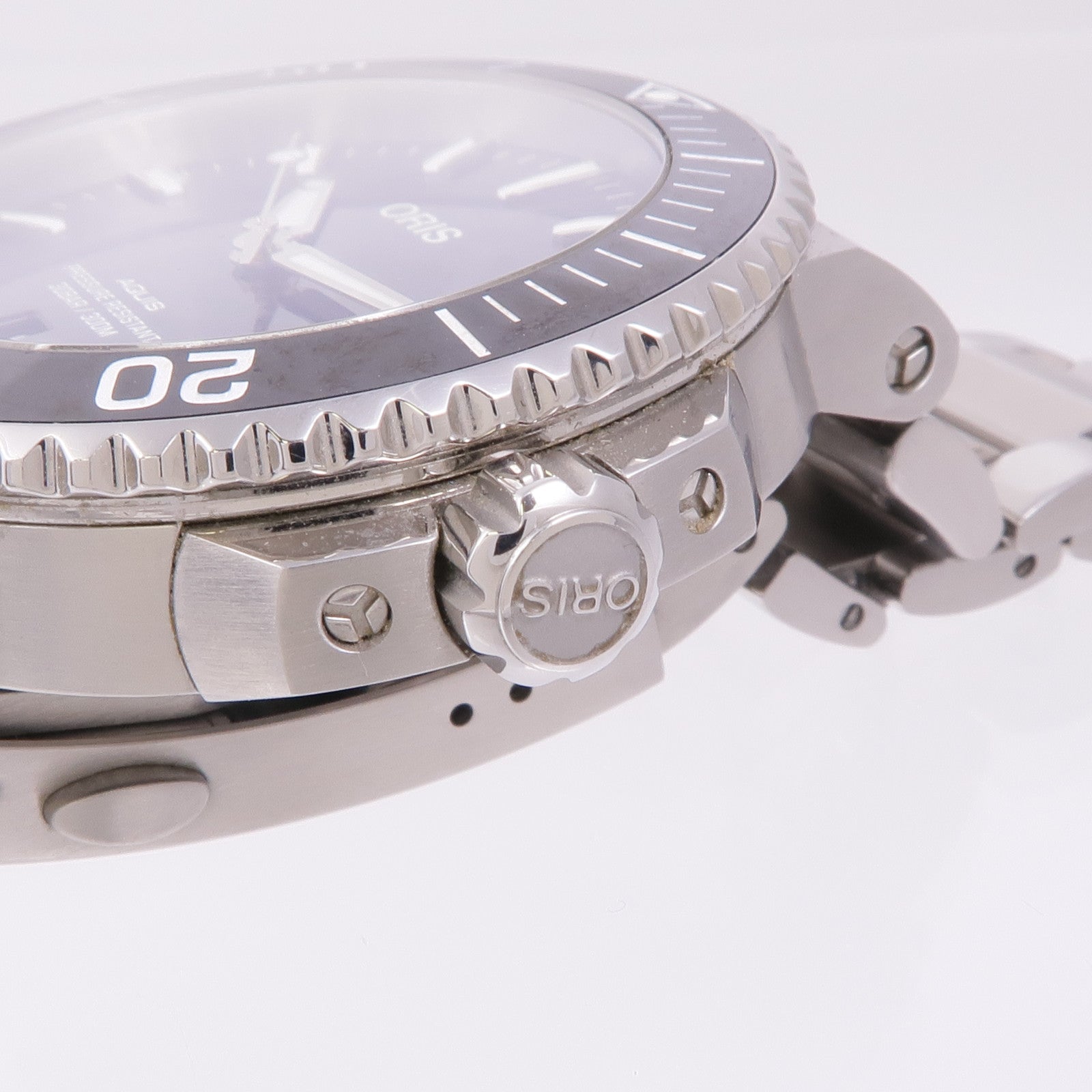 ORIS Aquis Date 017337766