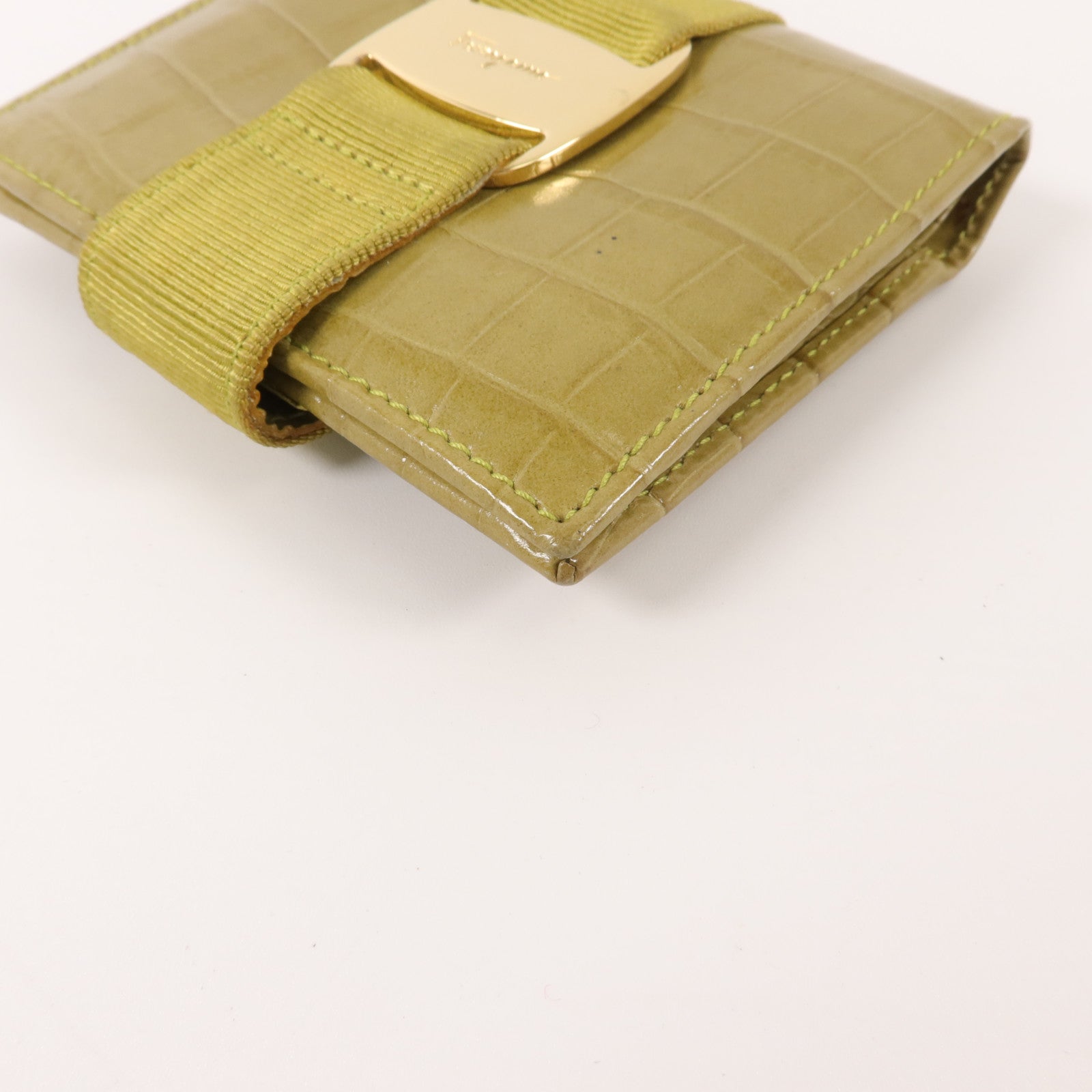Salvatore Ferragamo 牛皮皮革Vara Bow Crocodile-Embossed Wallet錢包
